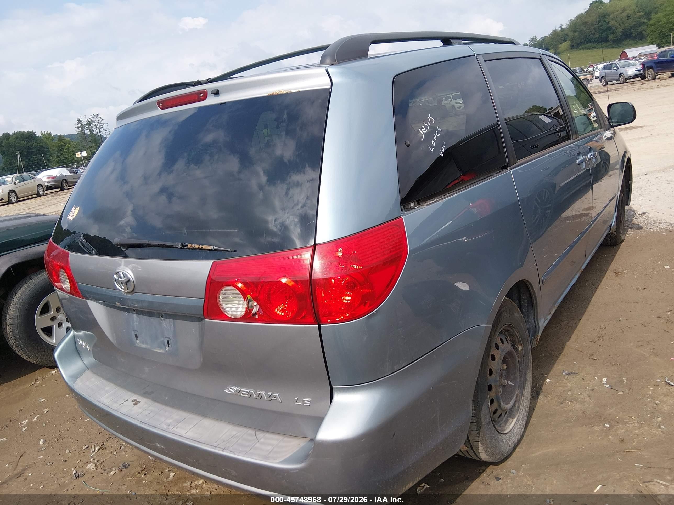 2007 Toyota Sienna Le Blue vin: 5TDZK23CX7S057543