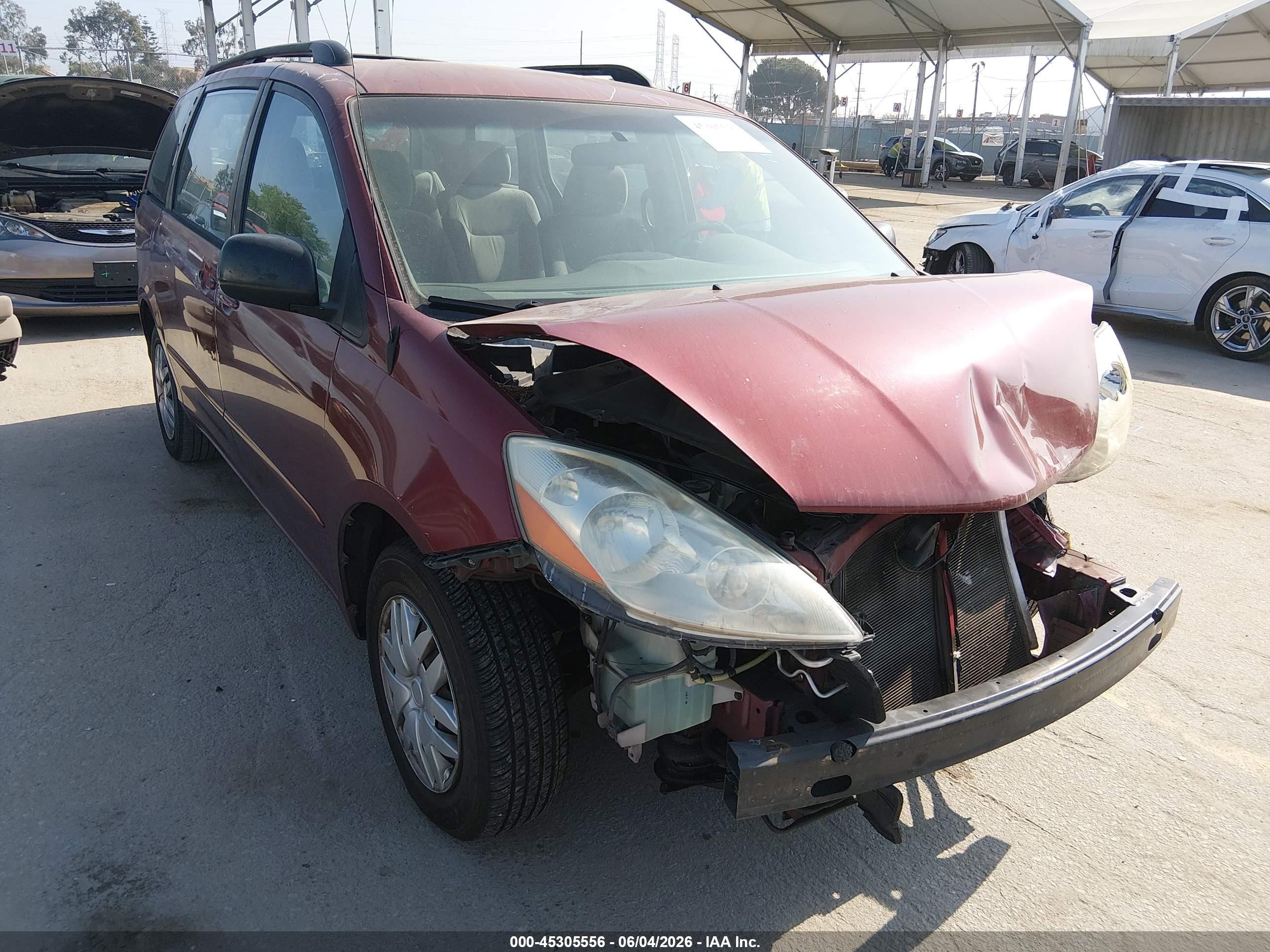 2007 Toyota Sienna Ce Red vin: 5TDZK23CX7S067716