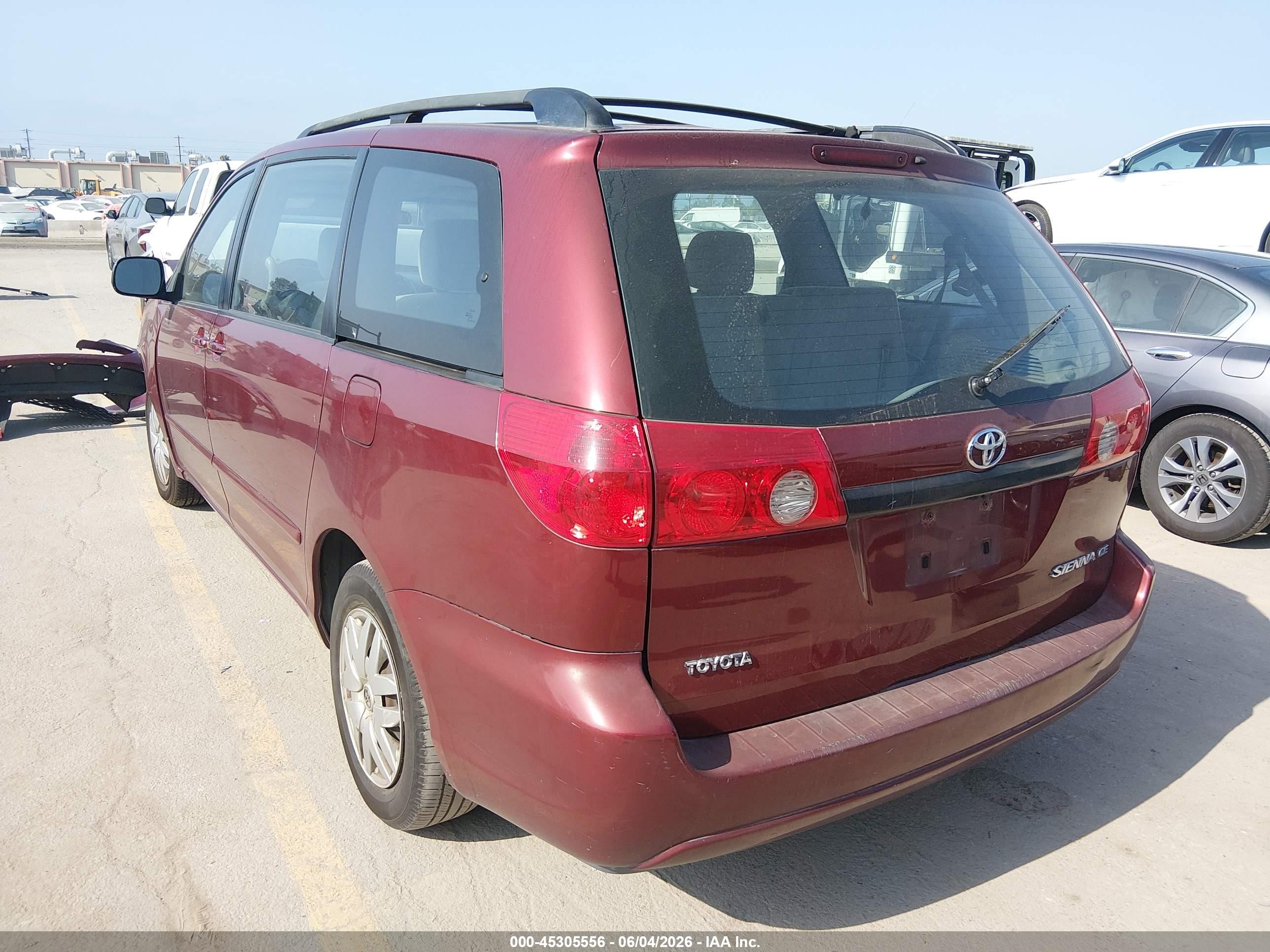 2007 Toyota Sienna Ce Red vin: 5TDZK23CX7S067716