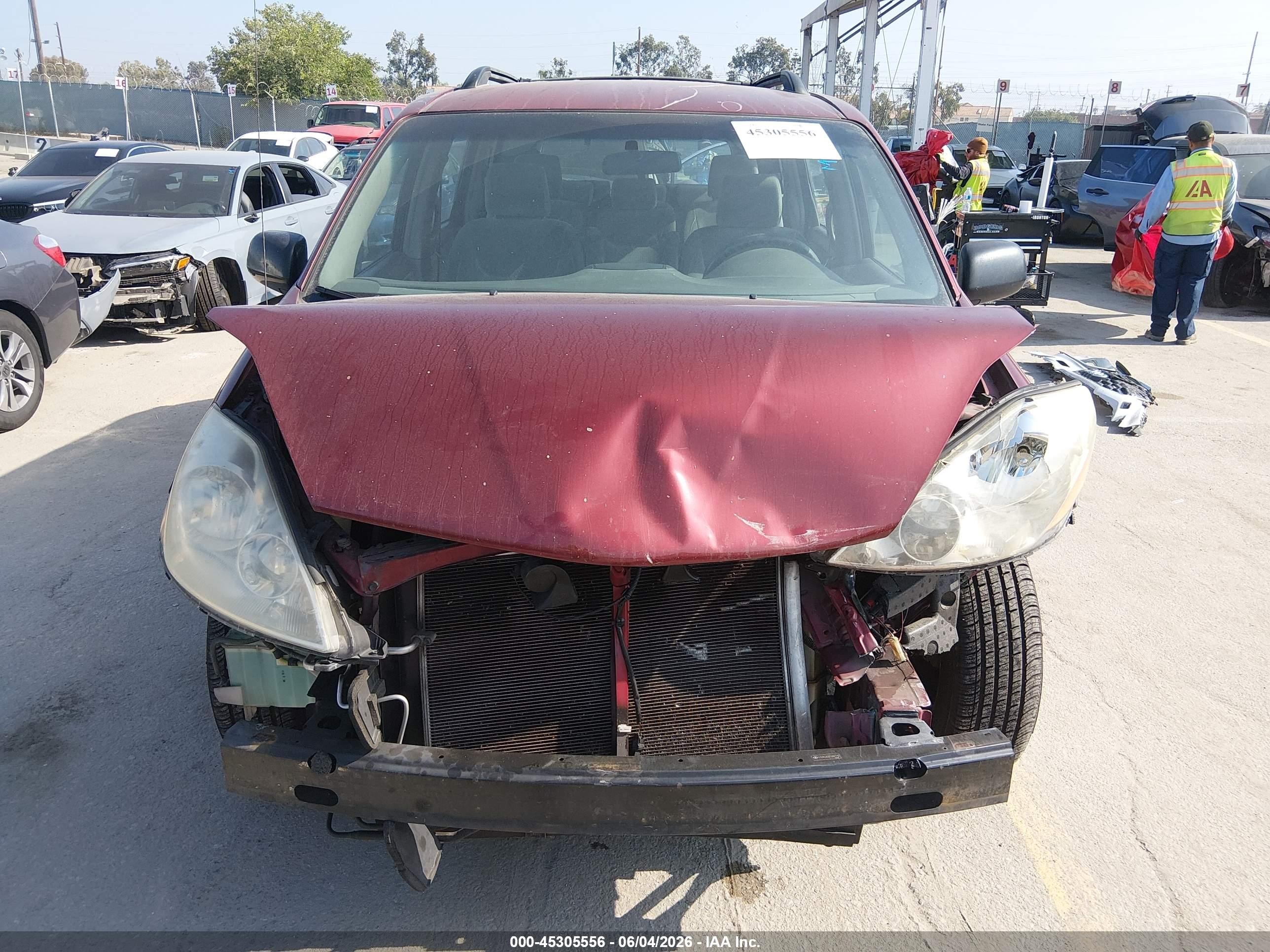 2007 Toyota Sienna Ce Red vin: 5TDZK23CX7S067716