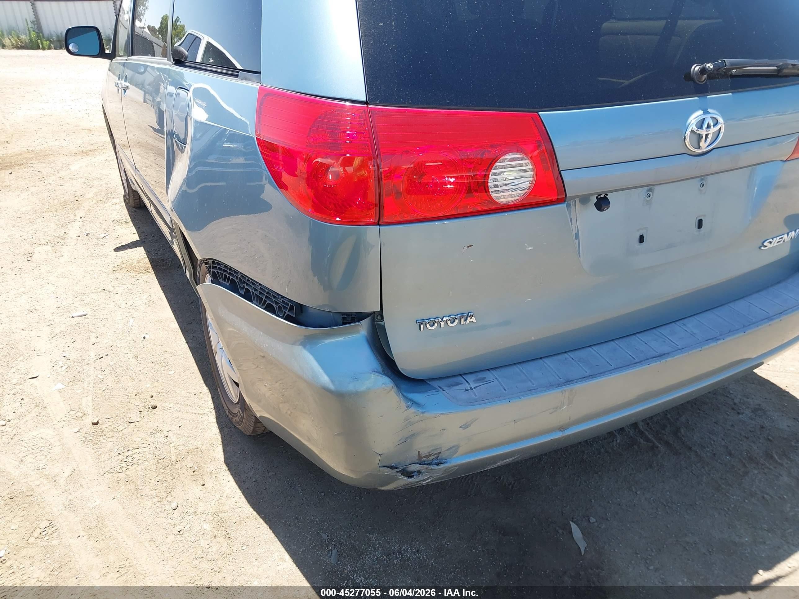2007 Toyota Sienna Le Light Blue vin: 5TDZK23CX7S069840