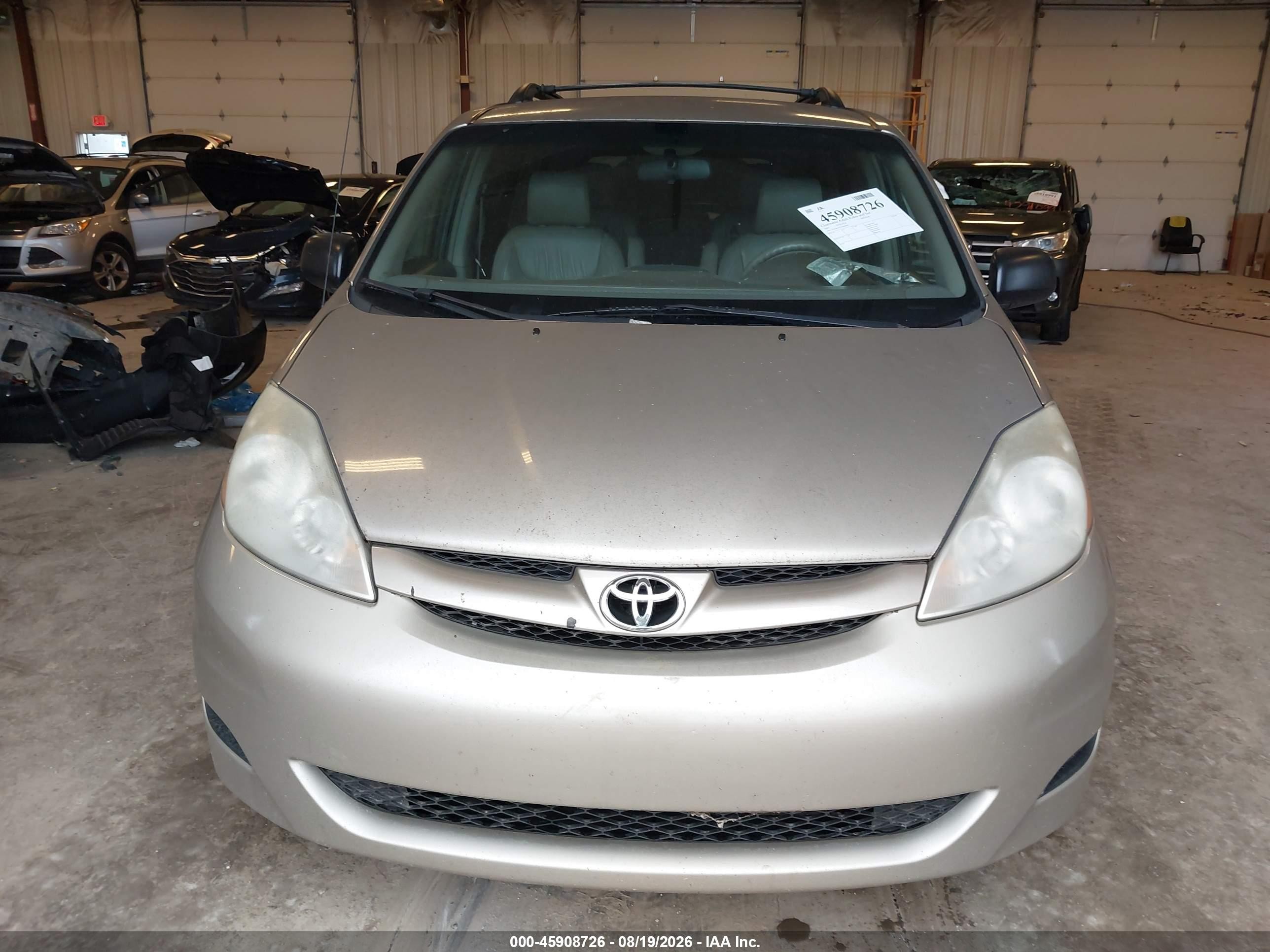 2007 Toyota Sienna Le Желто-коричневый vin: 5TDZK23CX7S078876