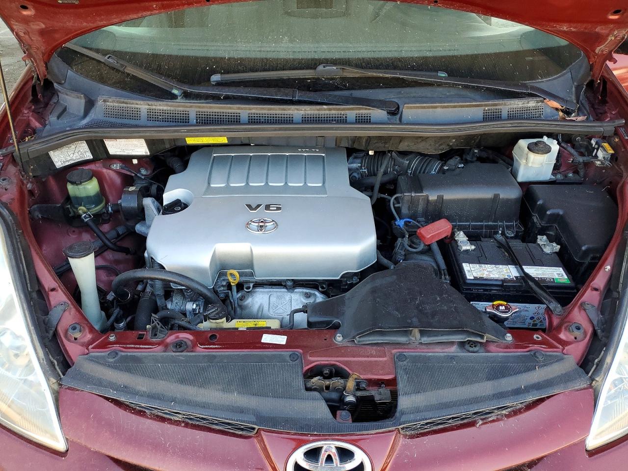 2007 Toyota Sienna Le 7-passenger Maroon vin: 5TDZK23CX7S092549
