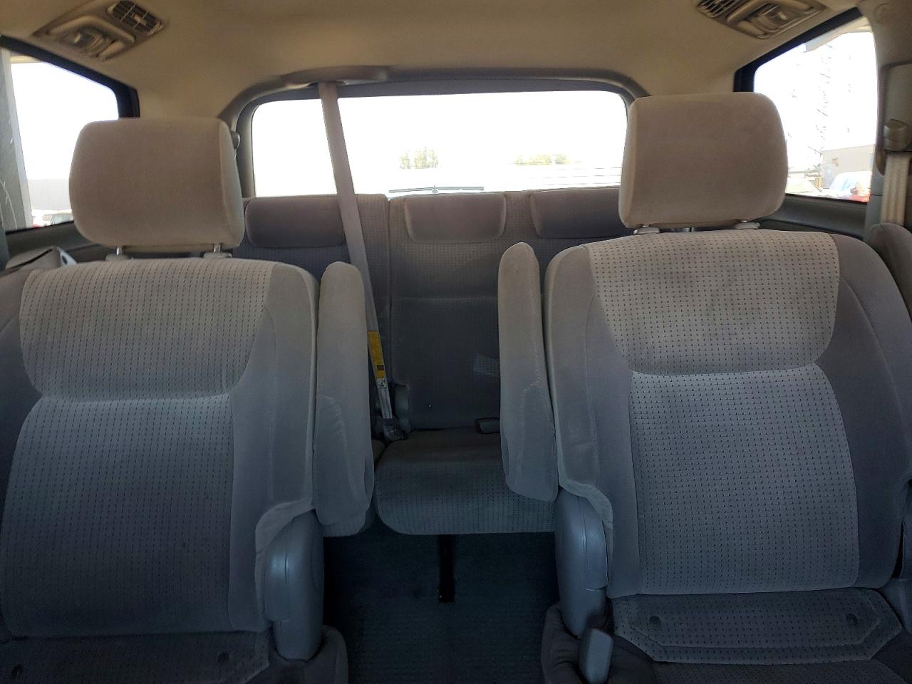2007 Toyota Sienna Le 7-passenger Maroon vin: 5TDZK23CX7S092549