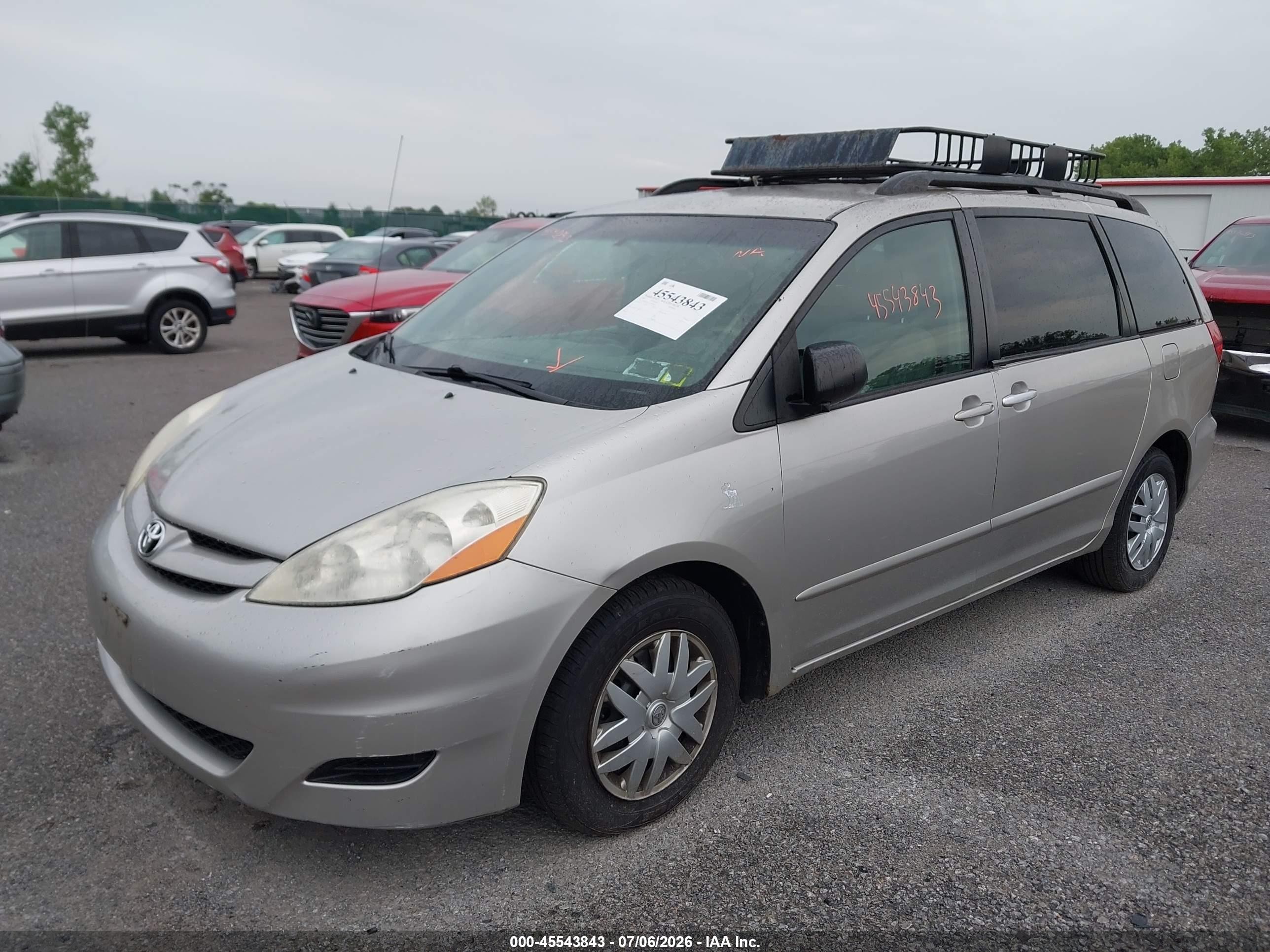 2007 Toyota Sienna Le Silver vin: 5TDZK23CX7S093863