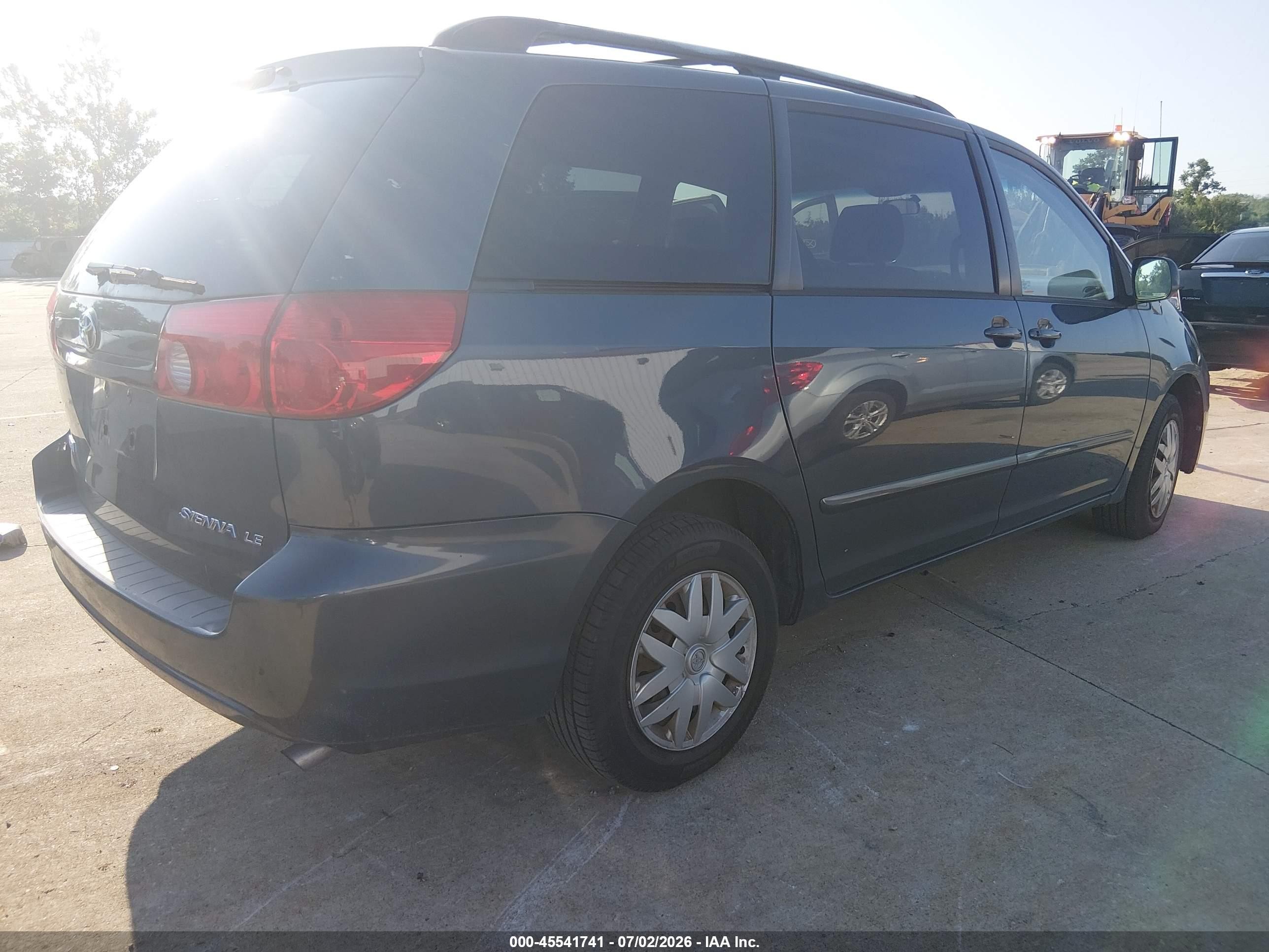 2008 Toyota Sienna Le Blue vin: 5TDZK23CX8S161130