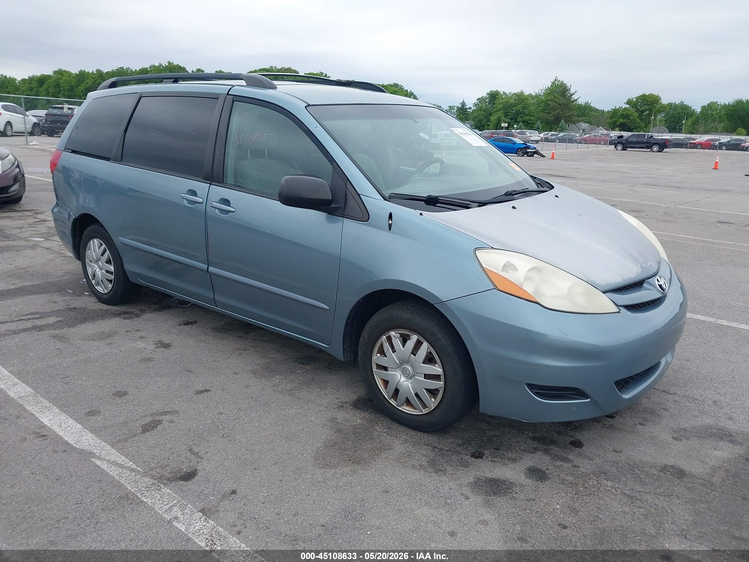 2008 Toyota Sienna Le Light Blue vin: 5TDZK23CX8S174122