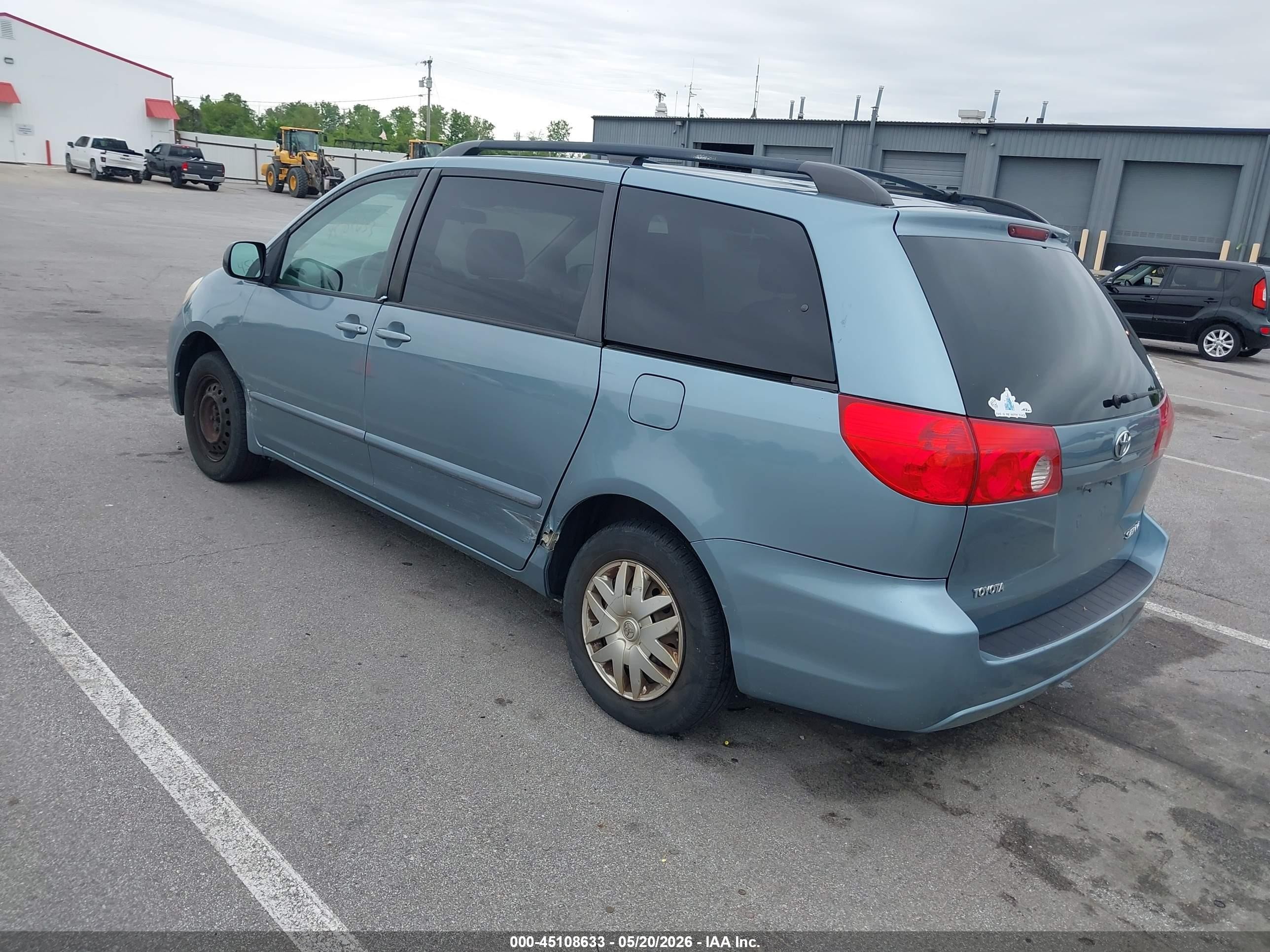 2008 Toyota Sienna Le Light Blue vin: 5TDZK23CX8S174122