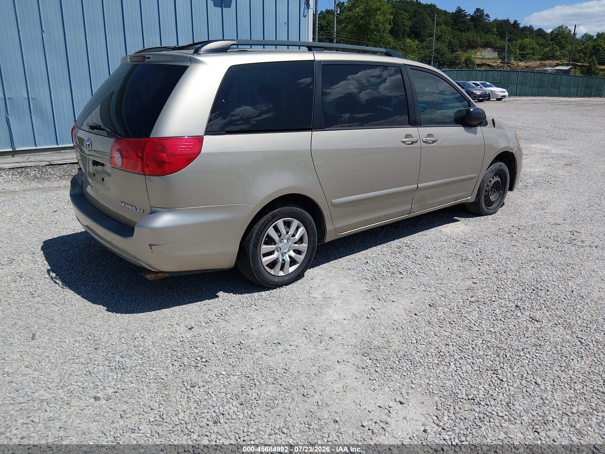 2008 Toyota Sienna Le Gold vin: 5TDZK23CX8S193219