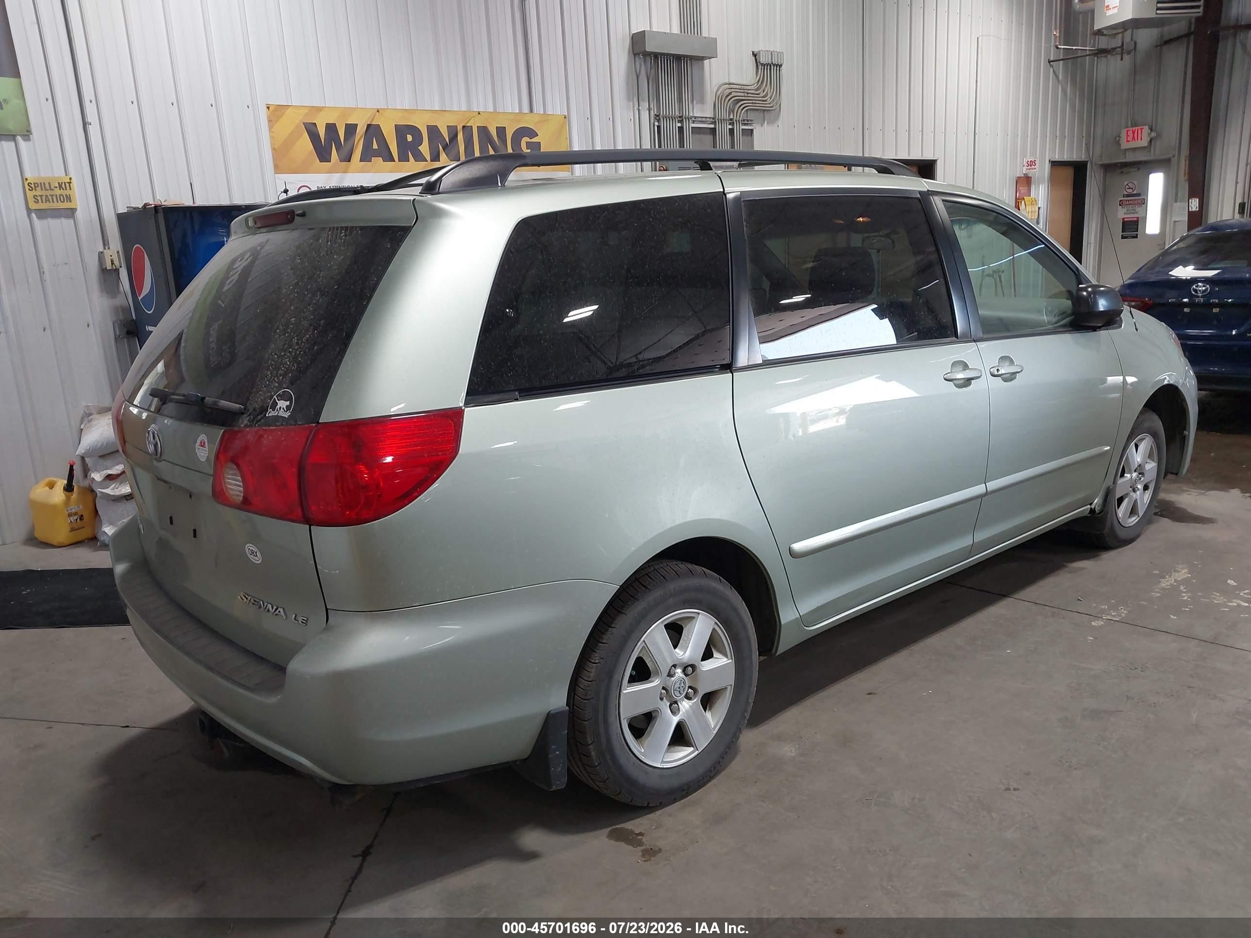 2008 Toyota Sienna Le Green vin: 5TDZK23CX8S201447