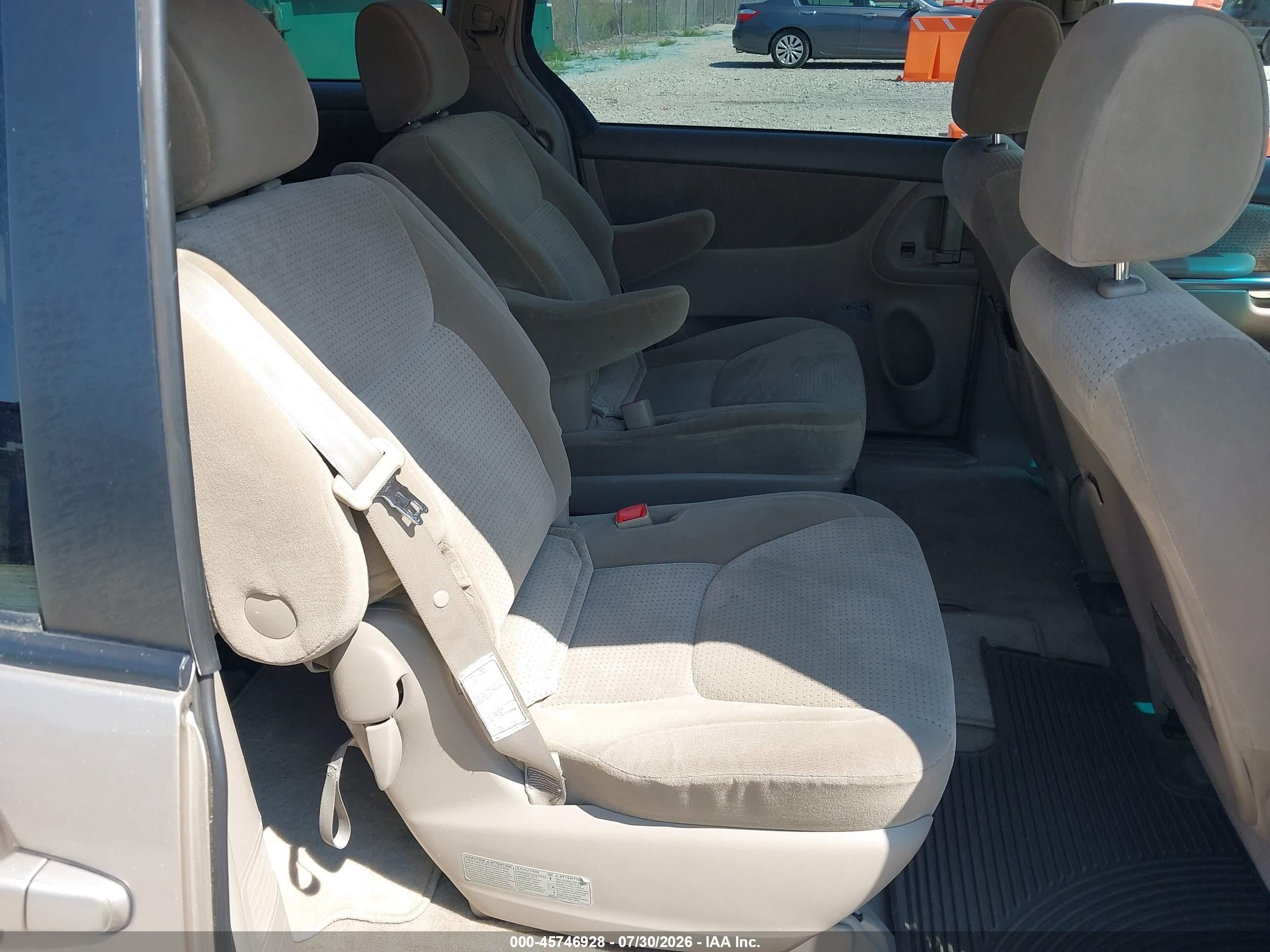 2008 Toyota Sienna Le Gold vin: 5TDZK23CX8S203747