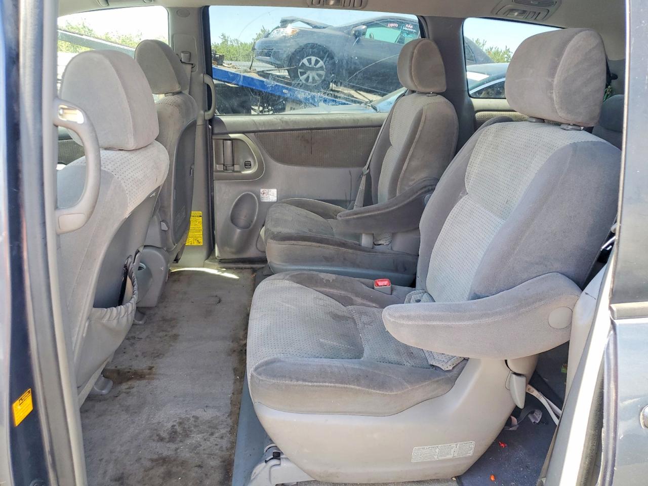 2008 Toyota Sienna Le 7-passenger Gray vin: 5TDZK23CX8S216899