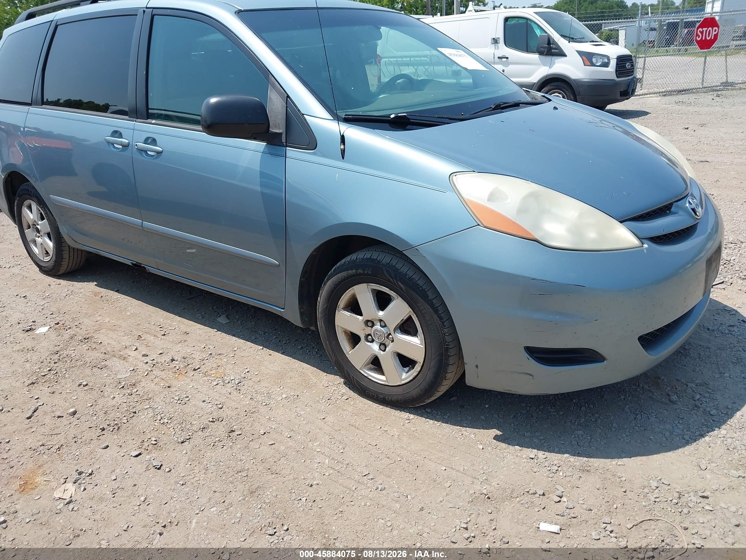 2008 Toyota Sienna Le Blue vin: 5TDZK23CX8S220077
