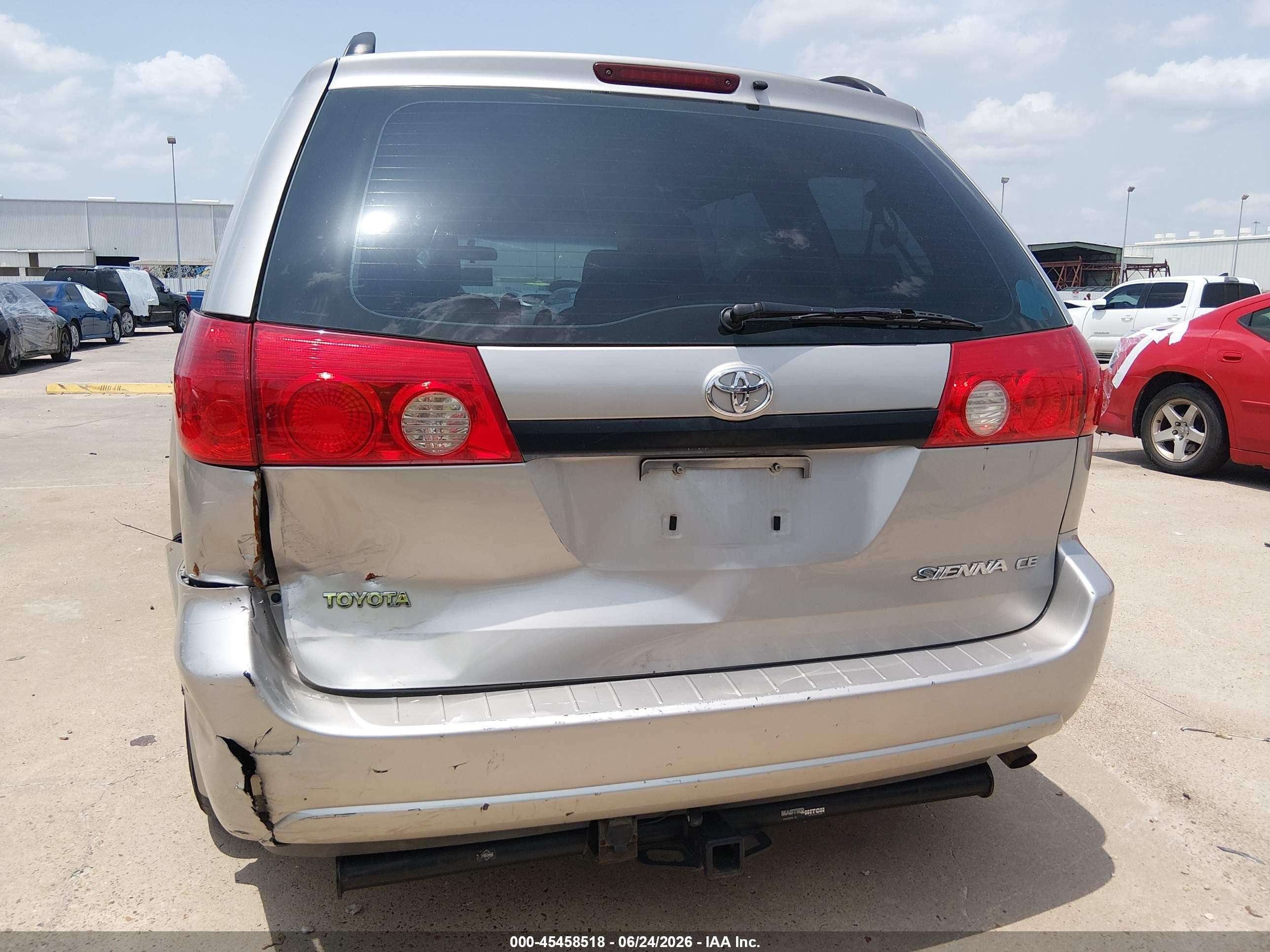 2009 Toyota Sienna Ce Silver vin: 5TDZK23CX9S240962