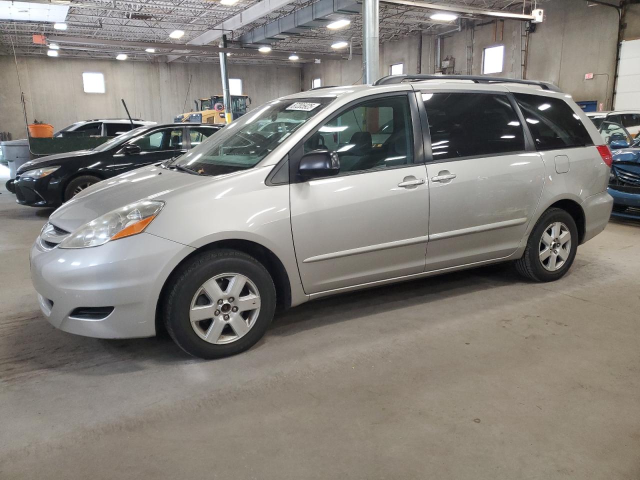 5TDZK23CX9S248415