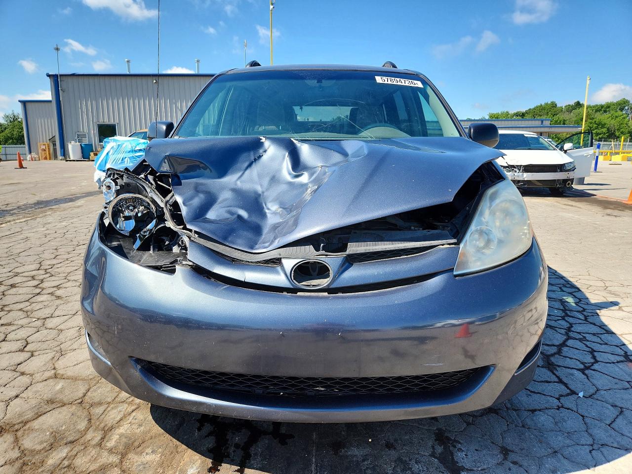 2009 Toyota Sienna Le 7-passenger Blue vin: 5TDZK23CX9S257535
