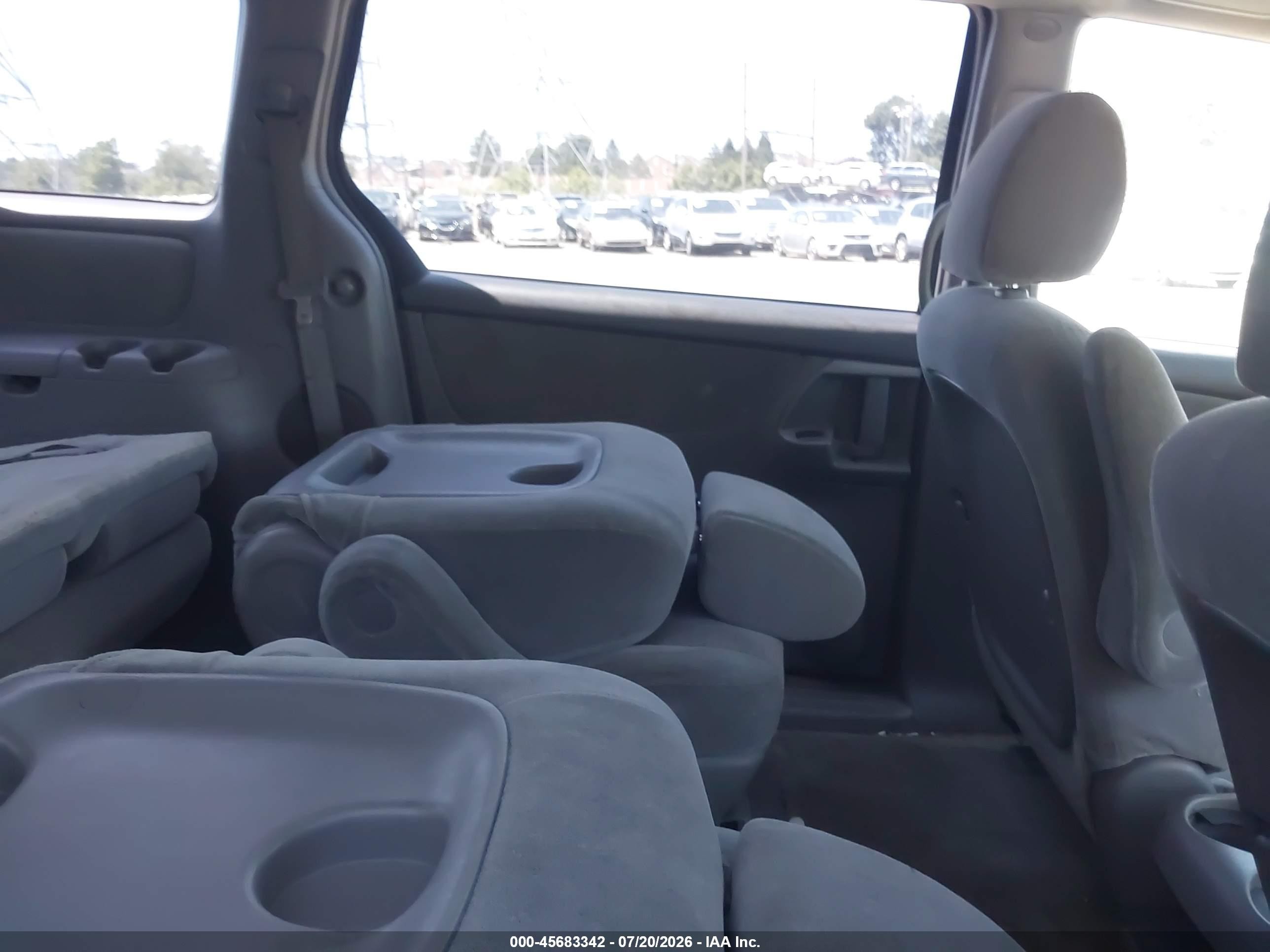 2009 Toyota Sienna Ce Gold vin: 5TDZK23CX9S263285