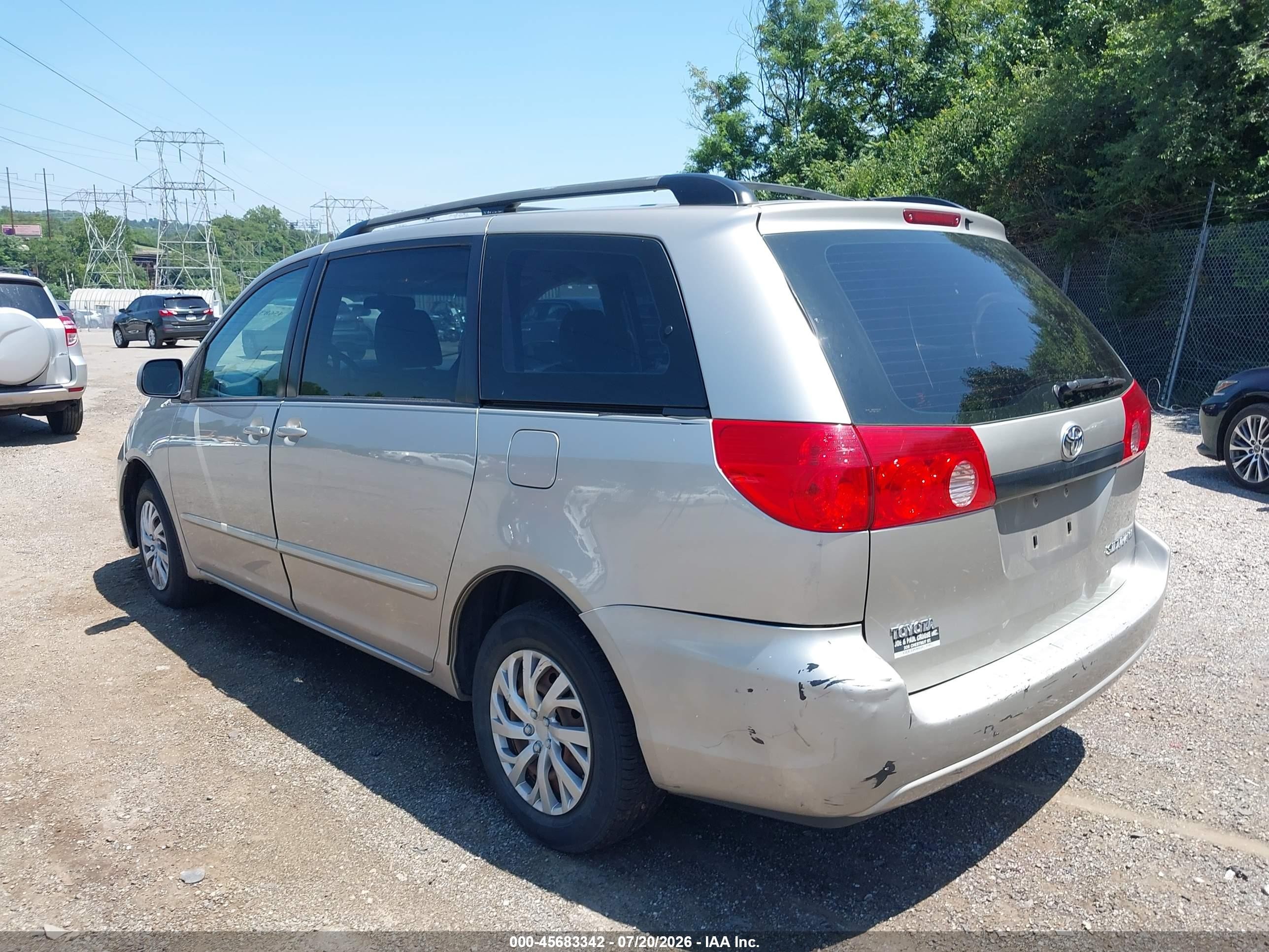 2009 Toyota Sienna Ce Gold vin: 5TDZK23CX9S263285