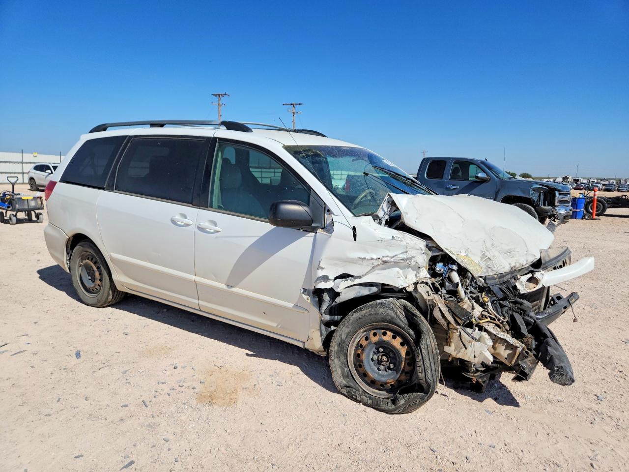 2009 Toyota Sienna Le 7-passenger White vin: 5TDZK23CX9S280149