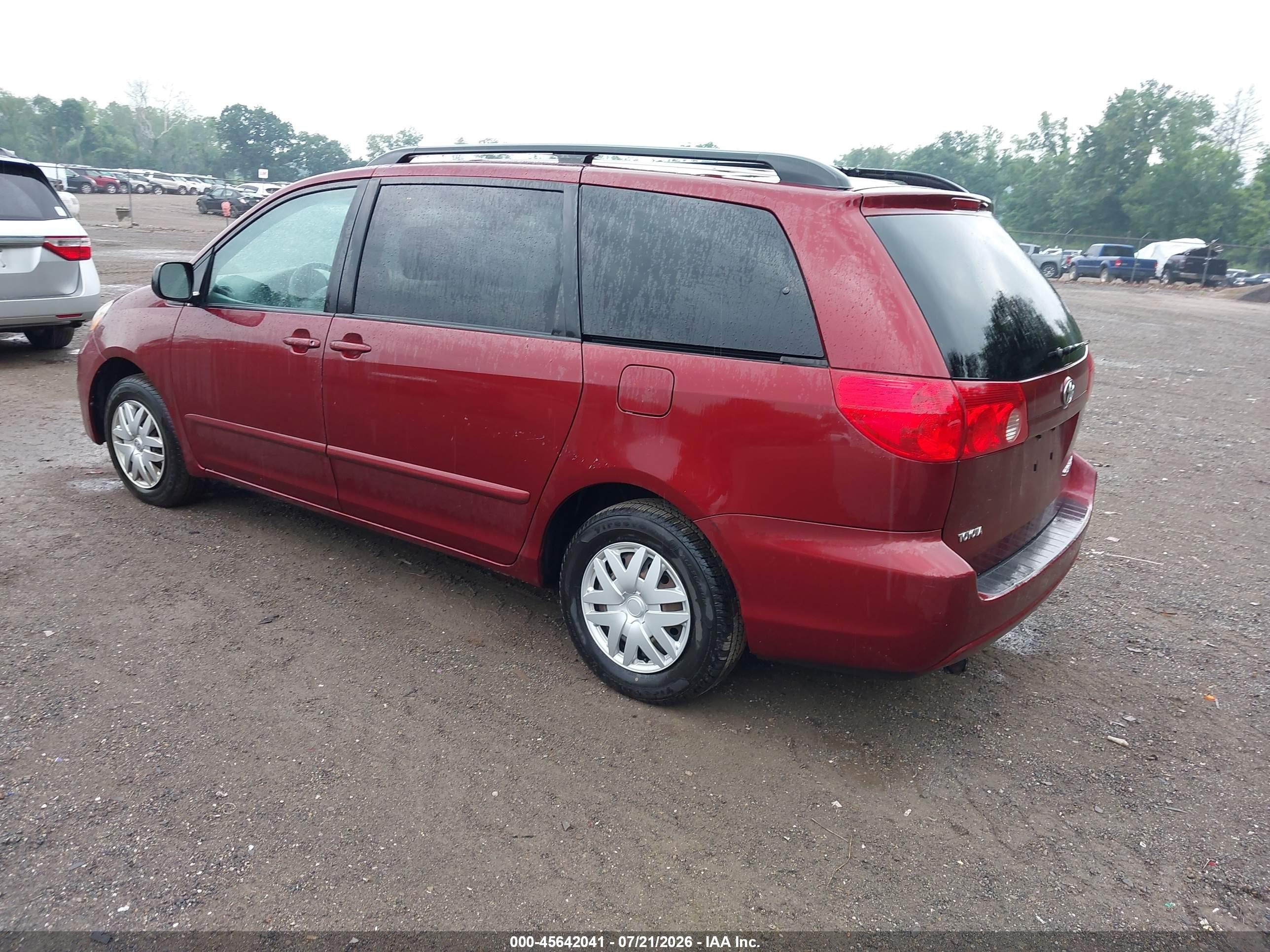 2009 Toyota Sienna Le Red vin: 5TDZK23CX9S281074
