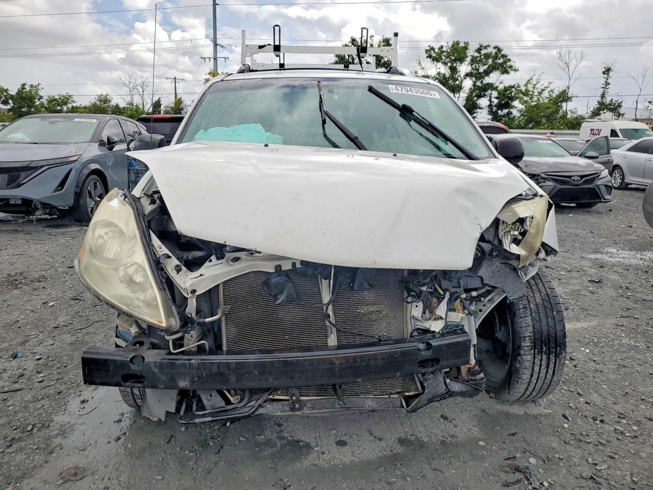 2009 Toyota Sienna Le 8-passenger Белый vin: 5TDZK23CX9S282564
