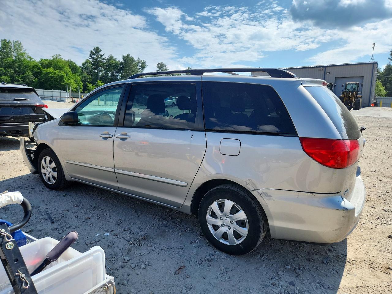 2009 Toyota Sienna Le 8-passenger Серебряный vin: 5TDZK23CX9S288137