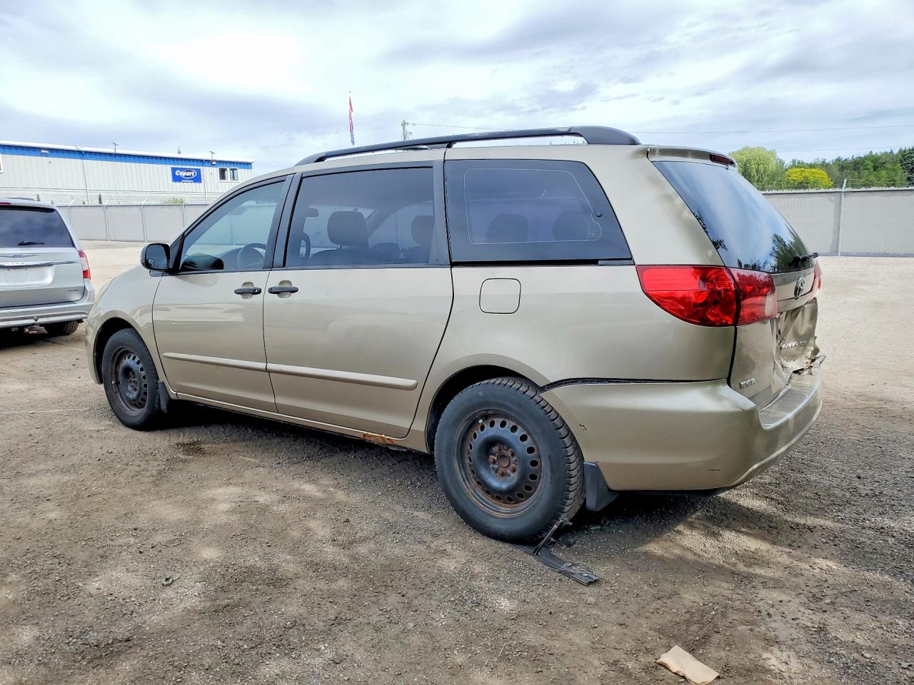 2007 Toyota Sienna Ce Gold vin: 5TDZK29C17S006648