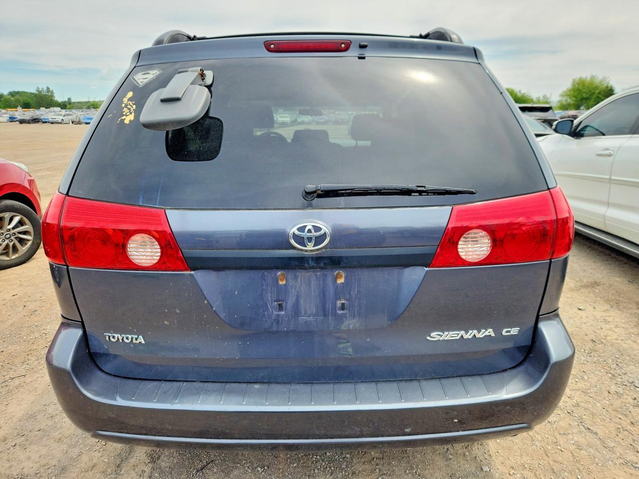 2007 Toyota Sienna Ce Gray vin: 5TDZK29C17S076036