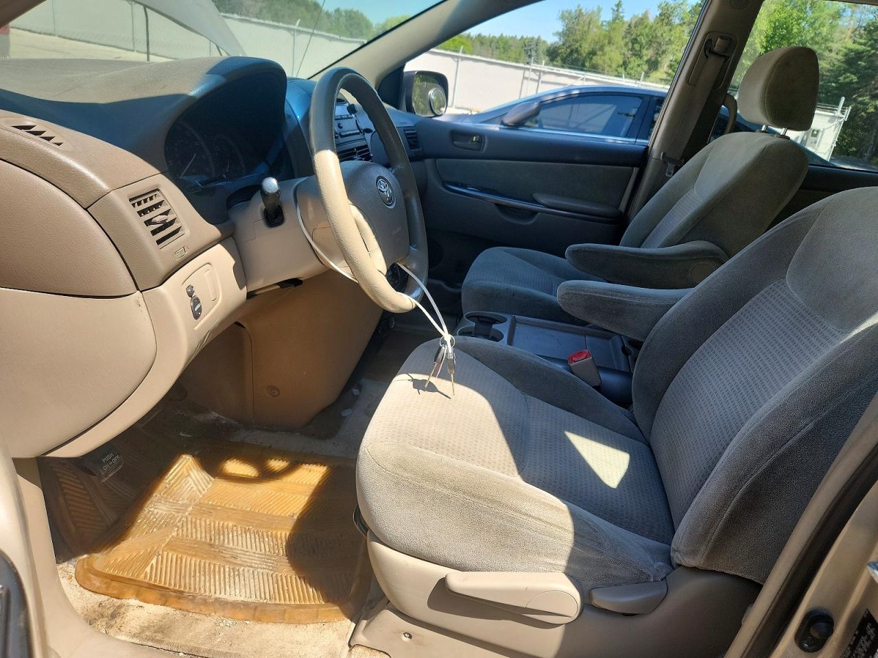 2008 Toyota Sienna Ce Tan vin: 5TDZK29C18S154672