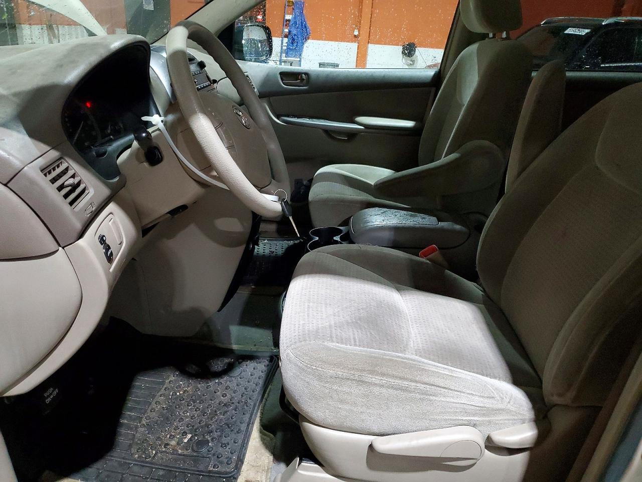 2008 Toyota Sienna Ce Gold vin: 5TDZK29C48S203086