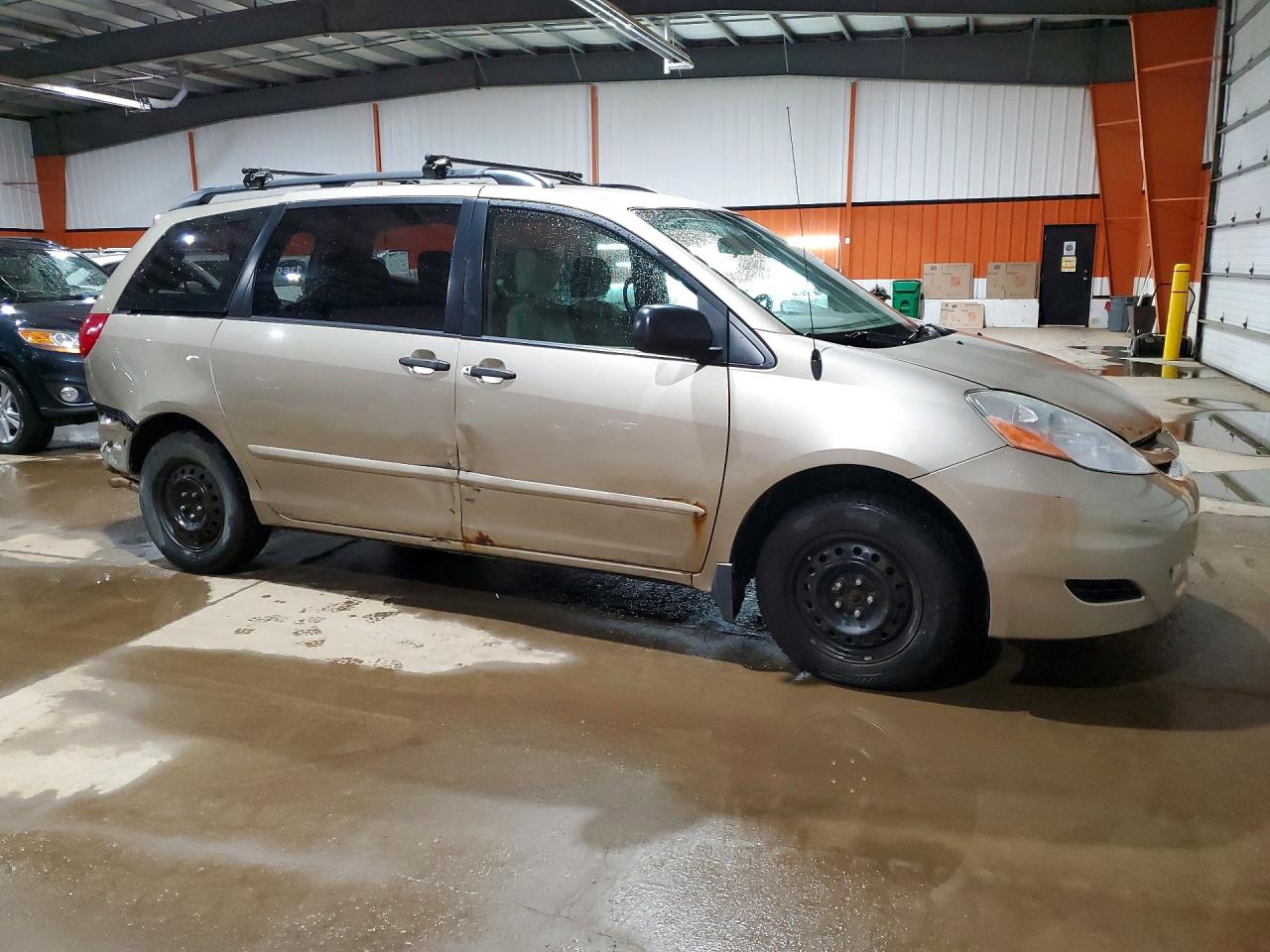 2008 Toyota Sienna Ce Gold vin: 5TDZK29C48S203086