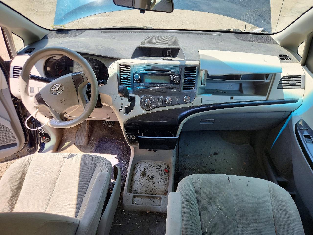 2011 Toyota Sienna Base 7-passenger Бирюзовый vin: 5TDZK3DC0BS131128