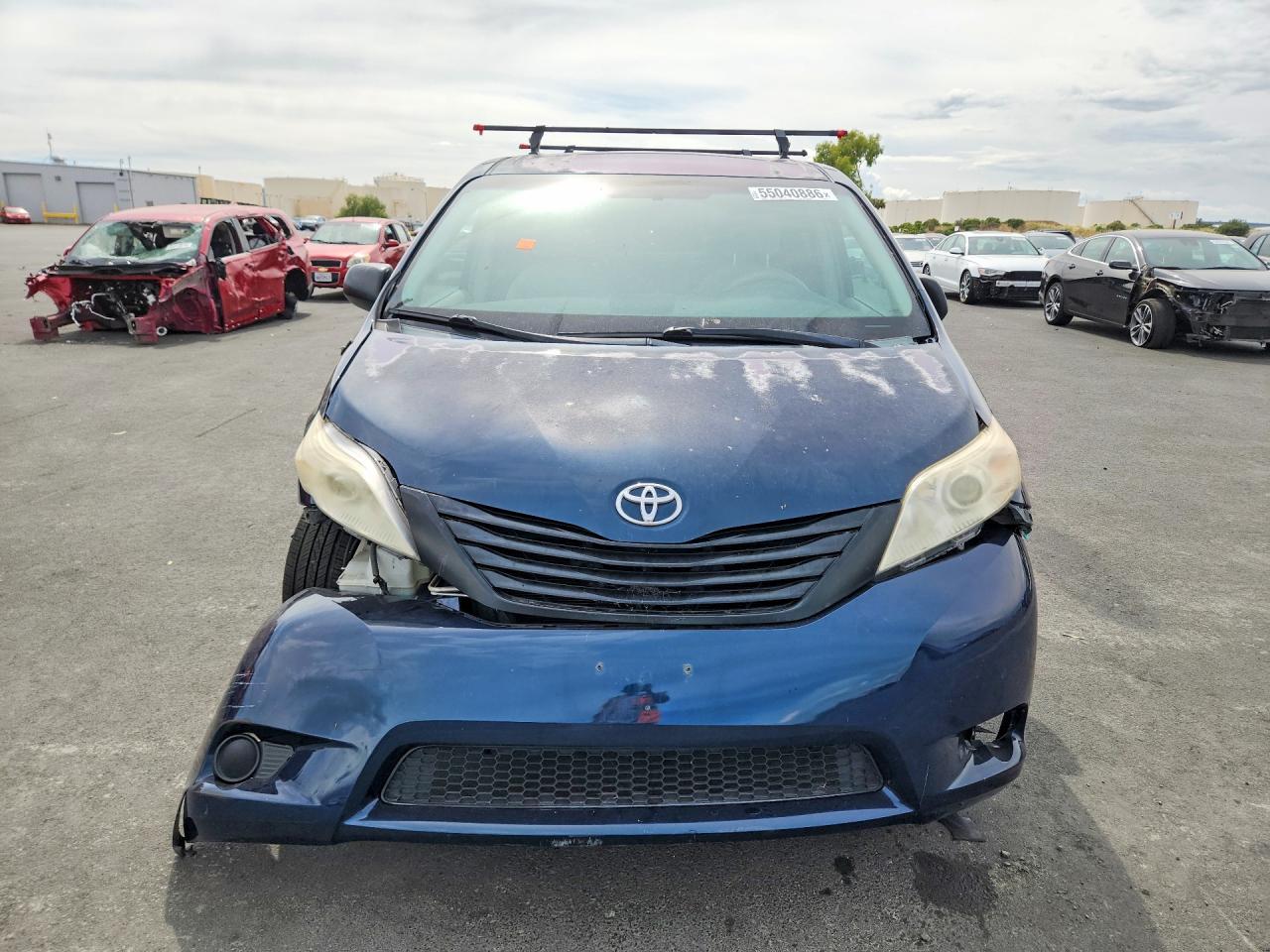 2012 Toyota Sienna Base 7-passenger Blue vin: 5TDZK3DC0CS200563