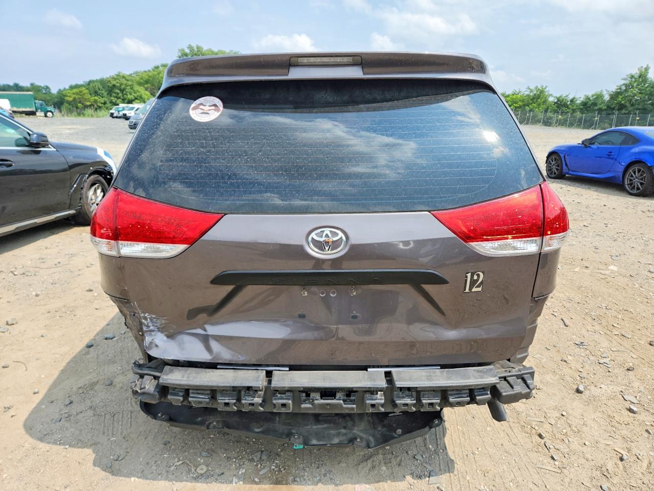 2013 Toyota Sienna L 7-passenger Серый vin: 5TDZK3DC0DS381505