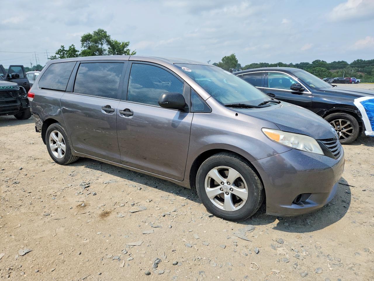 2013 Toyota Sienna L 7-passenger Серый vin: 5TDZK3DC0DS381505
