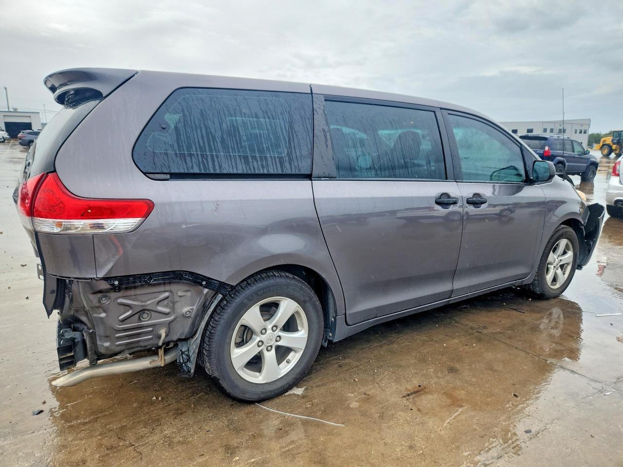 2014 Toyota Sienna L 7-passenger Gray vin: 5TDZK3DC0ES455216