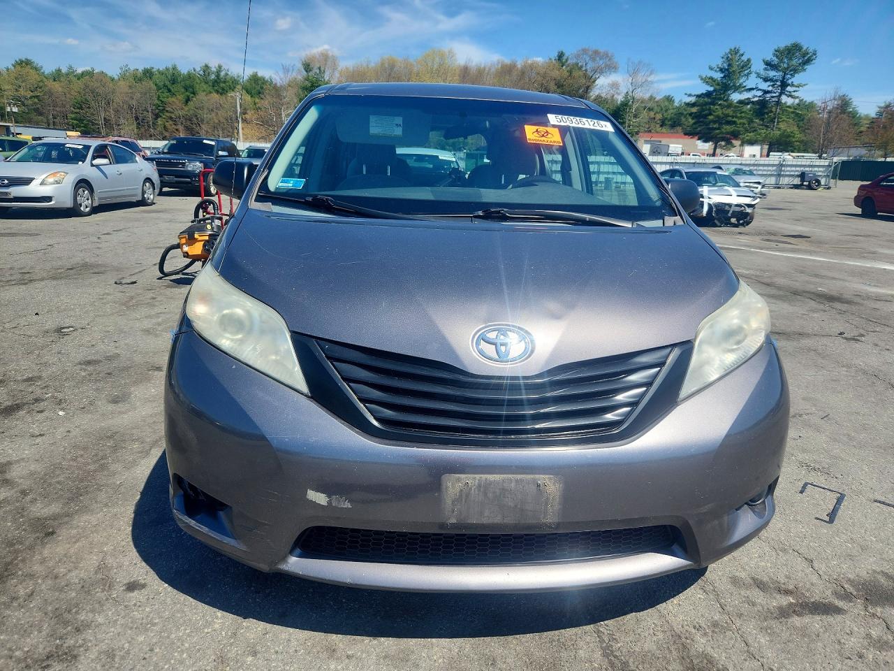 2014 Toyota Sienna L 7-passenger Charcoal vin: 5TDZK3DC0ES489706