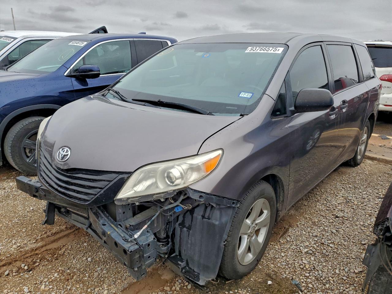 2015 Toyota Sienna Gray vin: 5TDZK3DC0FS531793
