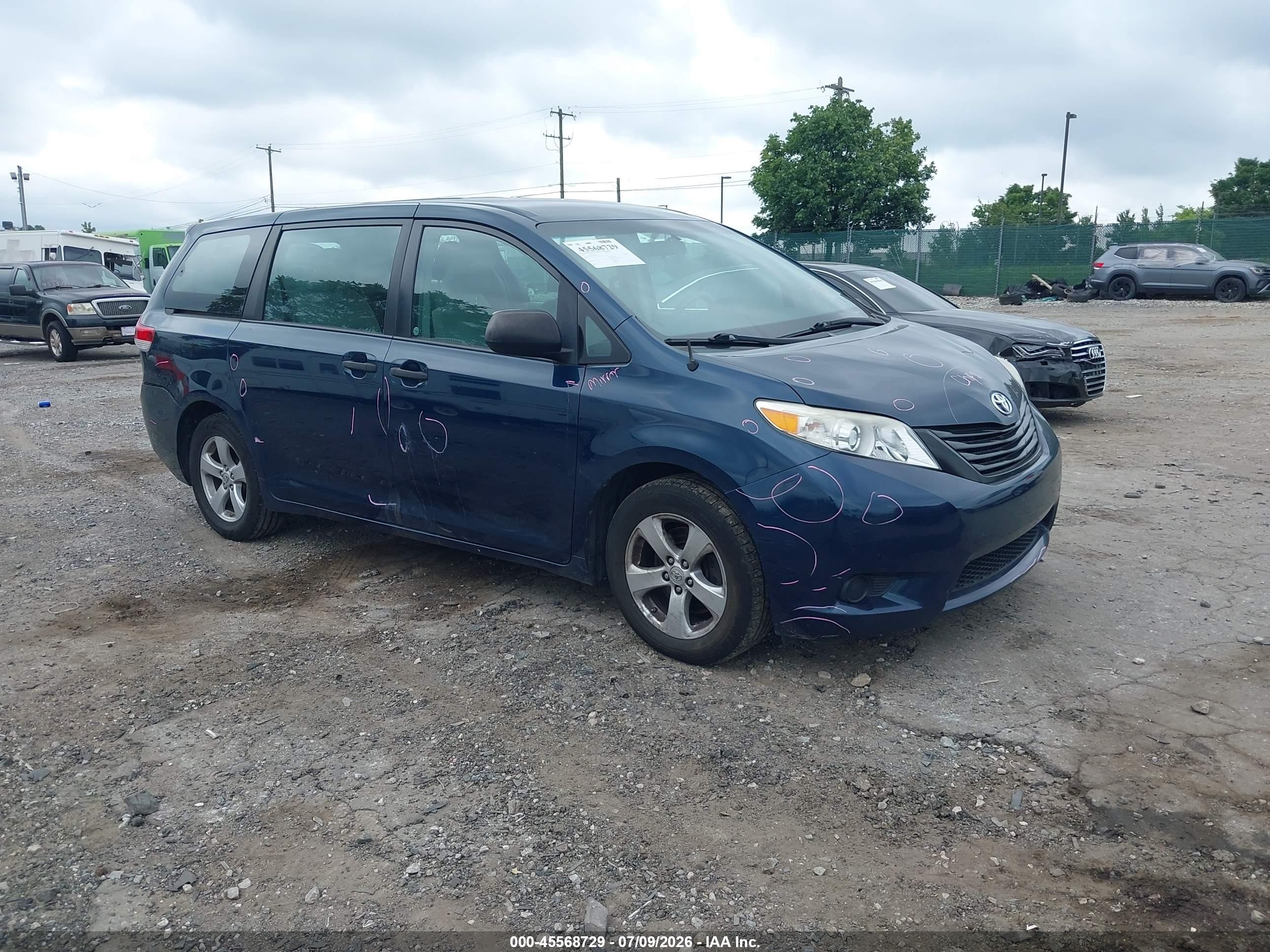 2011 Toyota Sienna Base V6 Dark Blue vin: 5TDZK3DC1BS068055