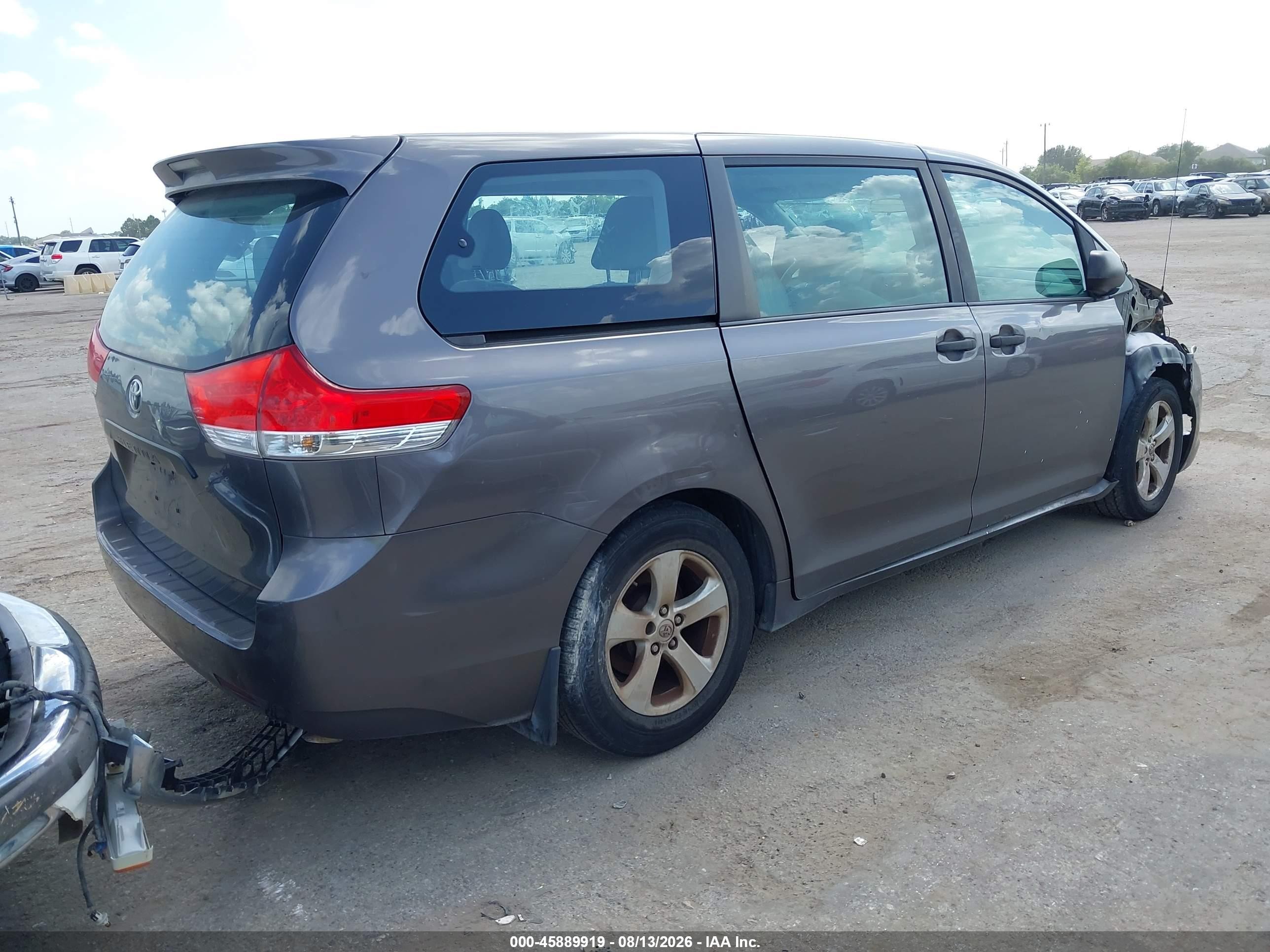 2013 Toyota Sienna L V6 7 Passenger Gray vin: 5TDZK3DC1DS296852