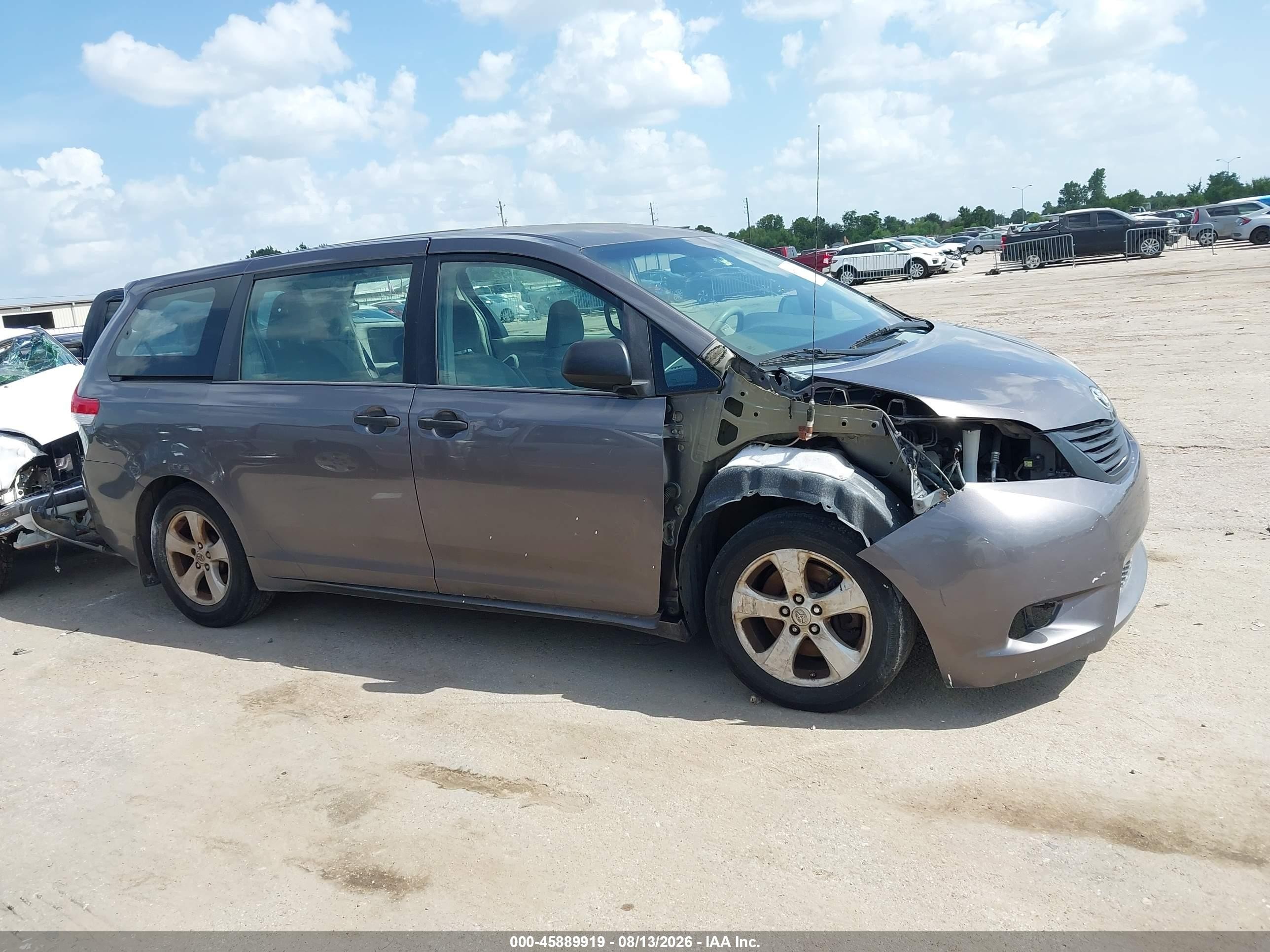 2013 Toyota Sienna L V6 7 Passenger Gray vin: 5TDZK3DC1DS296852