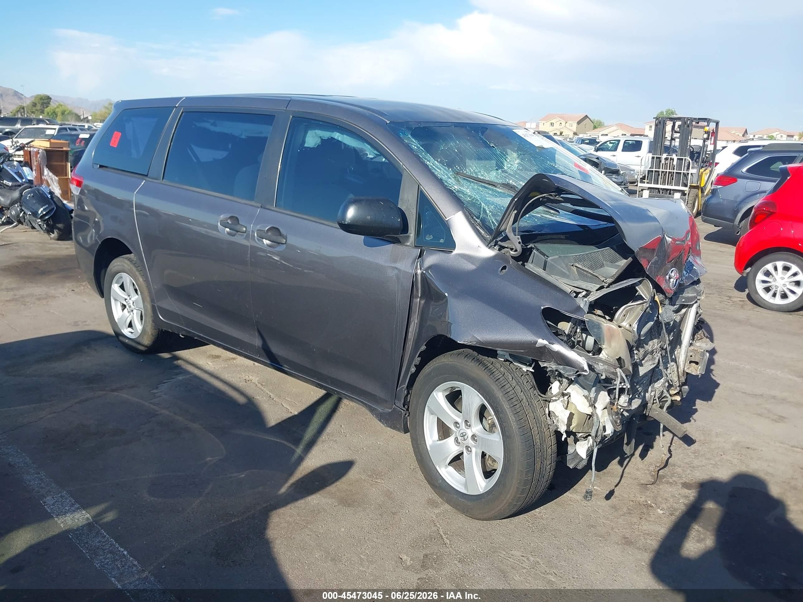 2014 Toyota Sienna L V6 7 Passenger Gray vin: 5TDZK3DC1ES488953