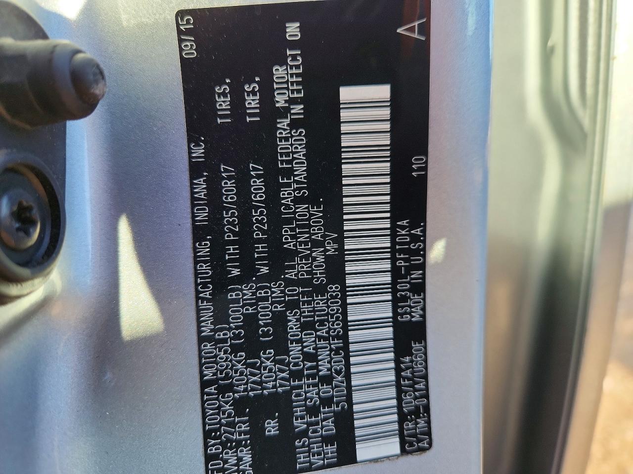 2015 Toyota Sienna L 7-passenger Silver vin: 5TDZK3DC1FS659038