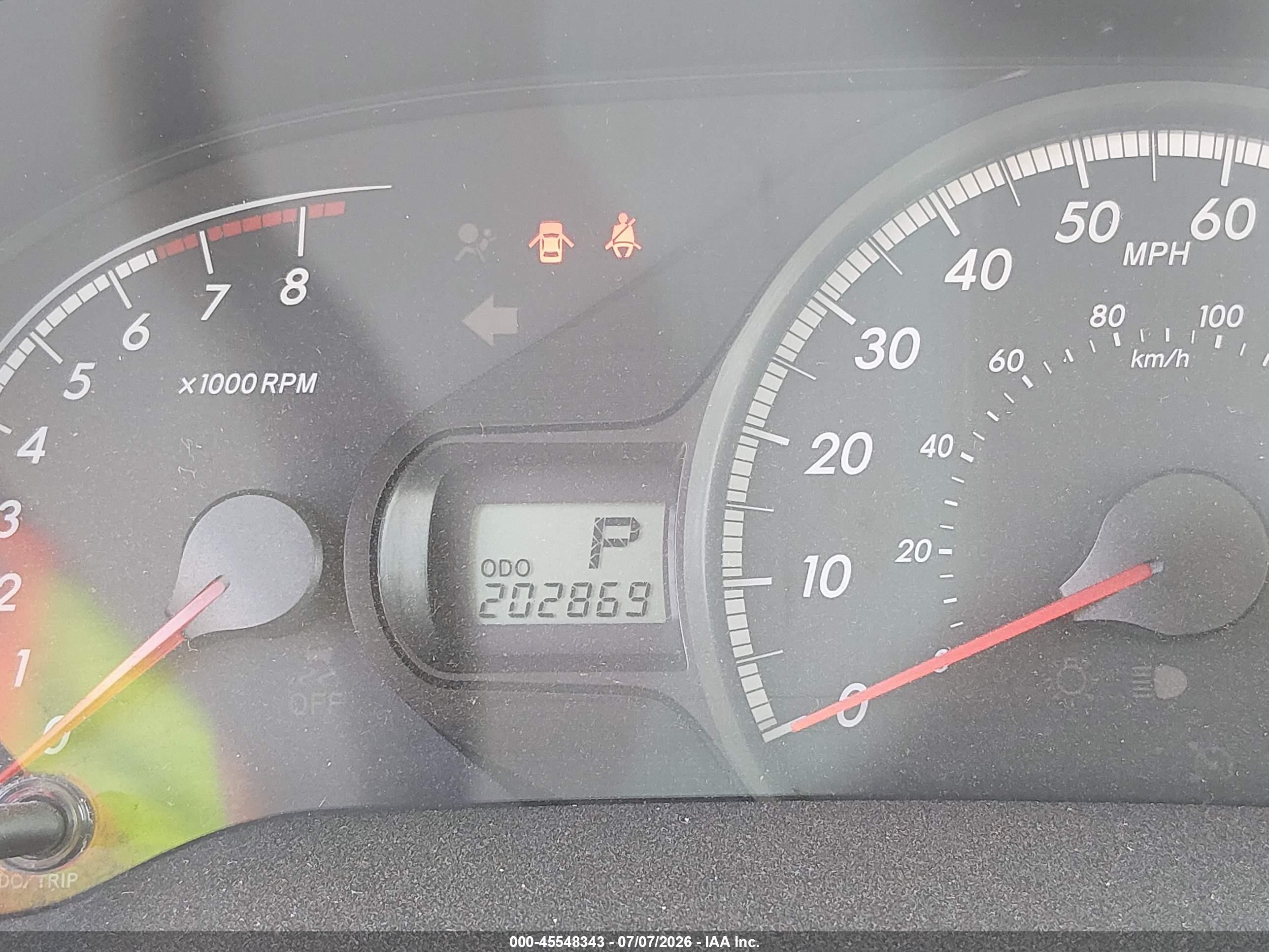 2011 Toyota Sienna Base V6 Silver vin: 5TDZK3DC2BS112287