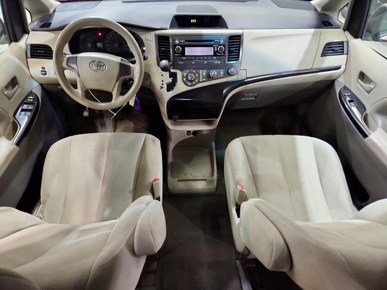 2012 Toyota Sienna Base 7-passenger Beige vin: 5TDZK3DC2CS182597