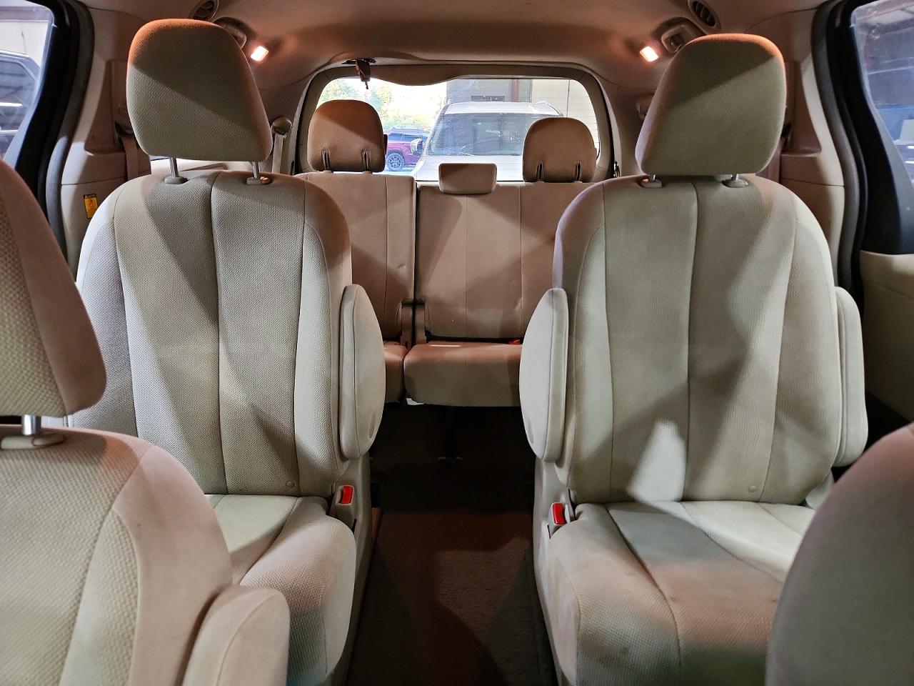 2012 Toyota Sienna Base 7-passenger Beige vin: 5TDZK3DC2CS182597