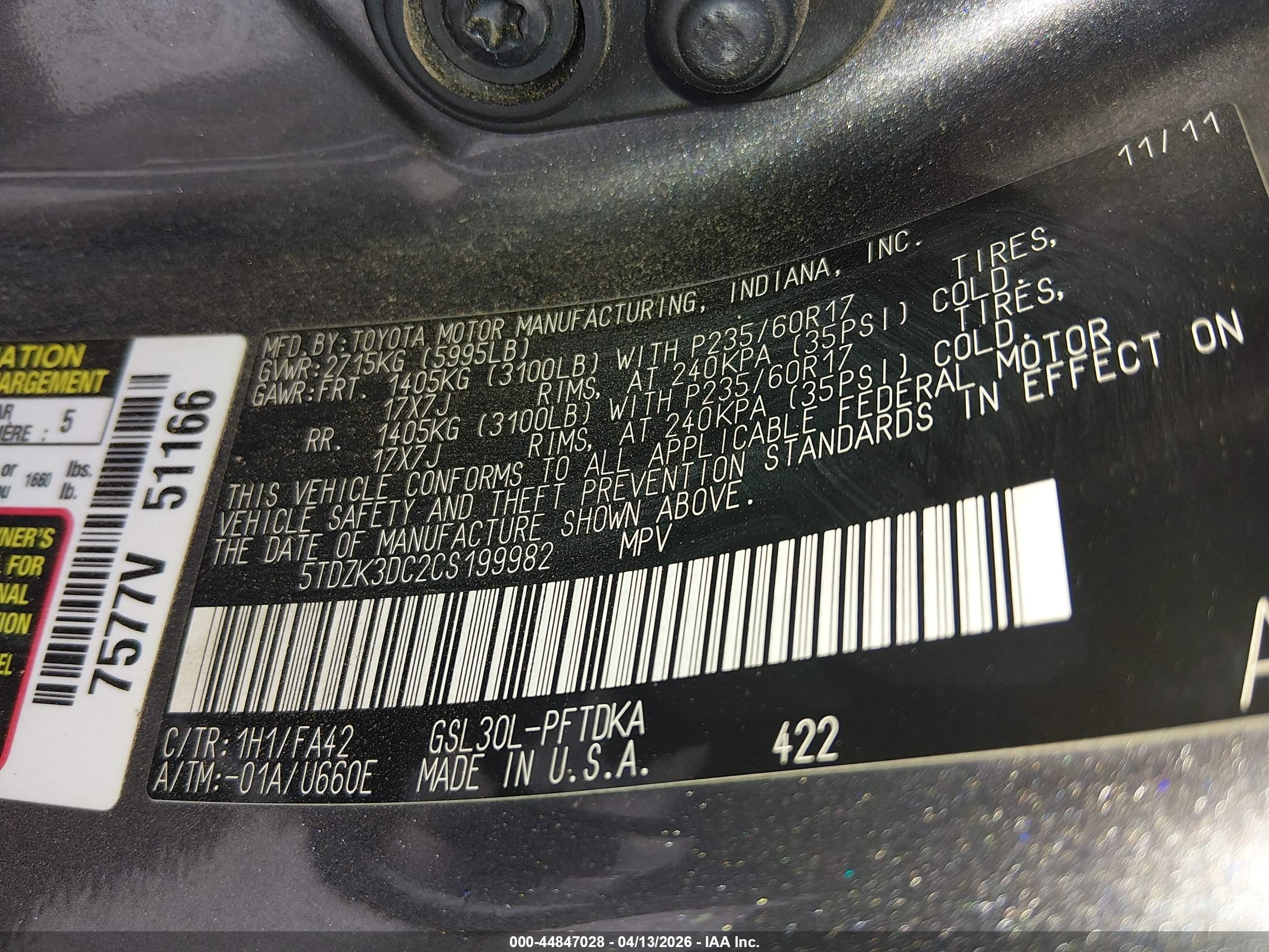 2012 Toyota Sienna Base V6 7 Passenger Gray vin: 5TDZK3DC2CS199982