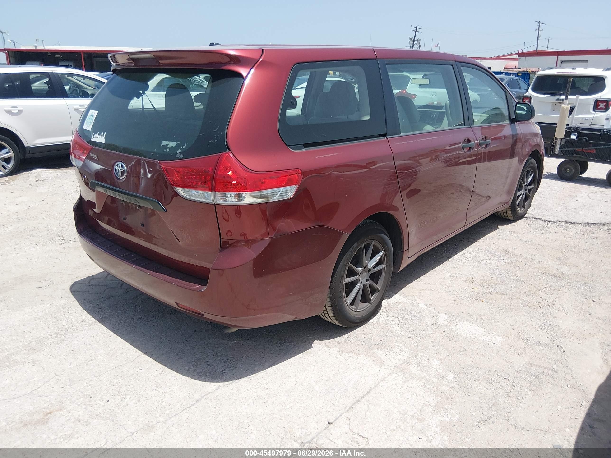 2013 Toyota Sienna L V6 7 Passenger Burgundy vin: 5TDZK3DC2DS281602