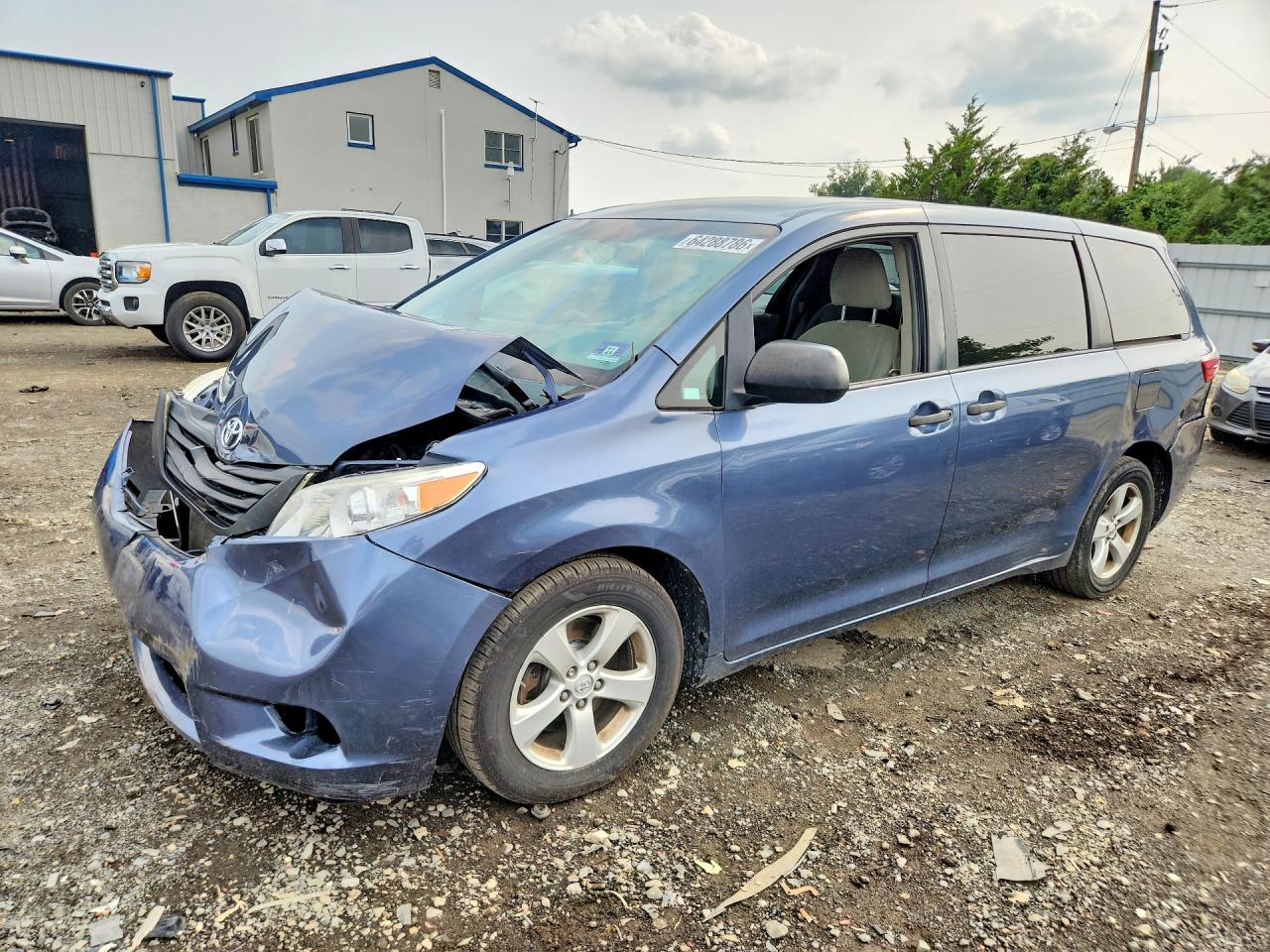 2015 Toyota Sienna L 7-passenger Blue vin: 5TDZK3DC2FS528684