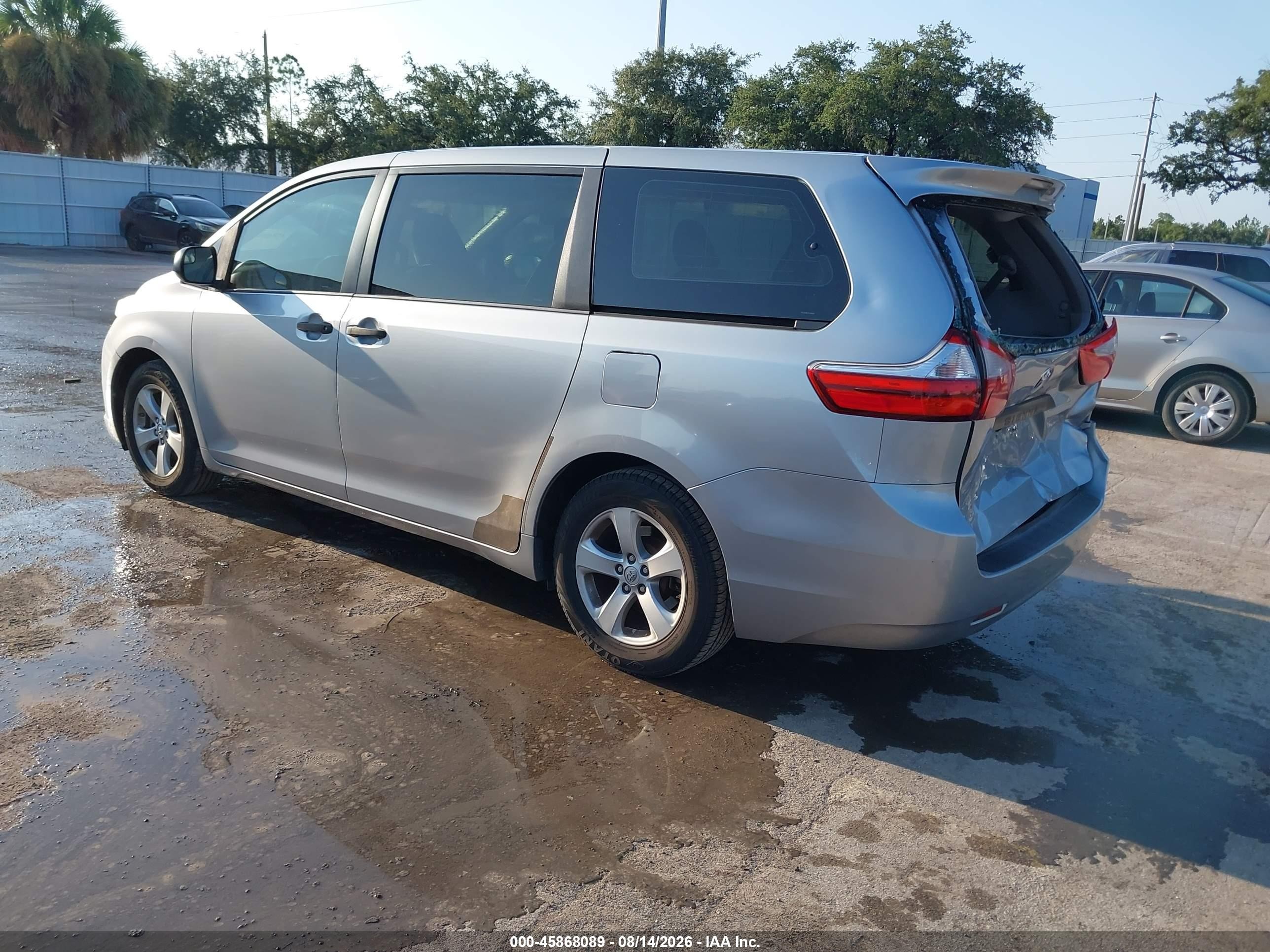 2015 Toyota Sienna L 7 Passenger Синий vin: 5TDZK3DC2FS660697